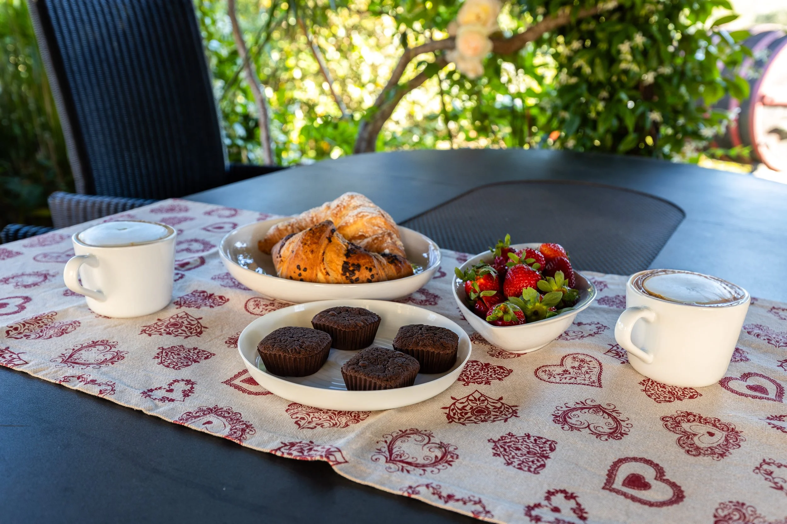 COLAZIONE FOTOGRAFIA INTERNI CASOLARE DI ANDREA CURZI IN PROVINCIA ANCONA.jpg