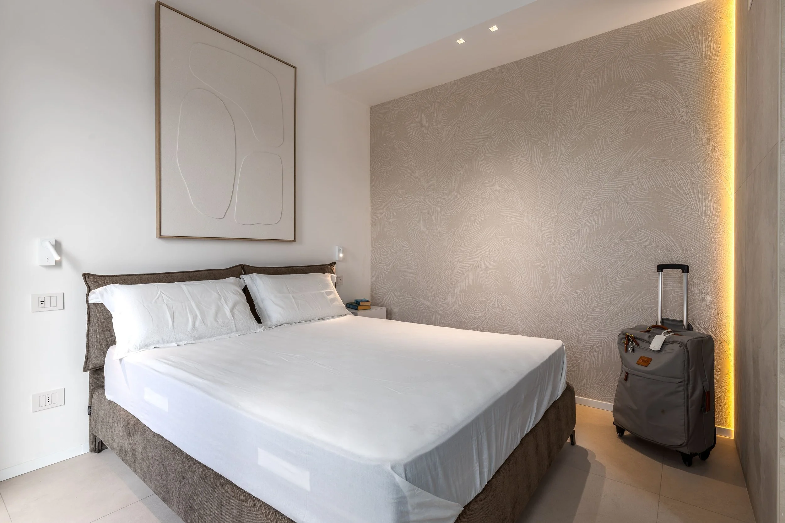 CAMERA DA LETTO FOTOGRAFIA INTERNI RESIDENCE DI ANDREA CURZI SAN BENEDETTO DEL TRONTO 6.jpg