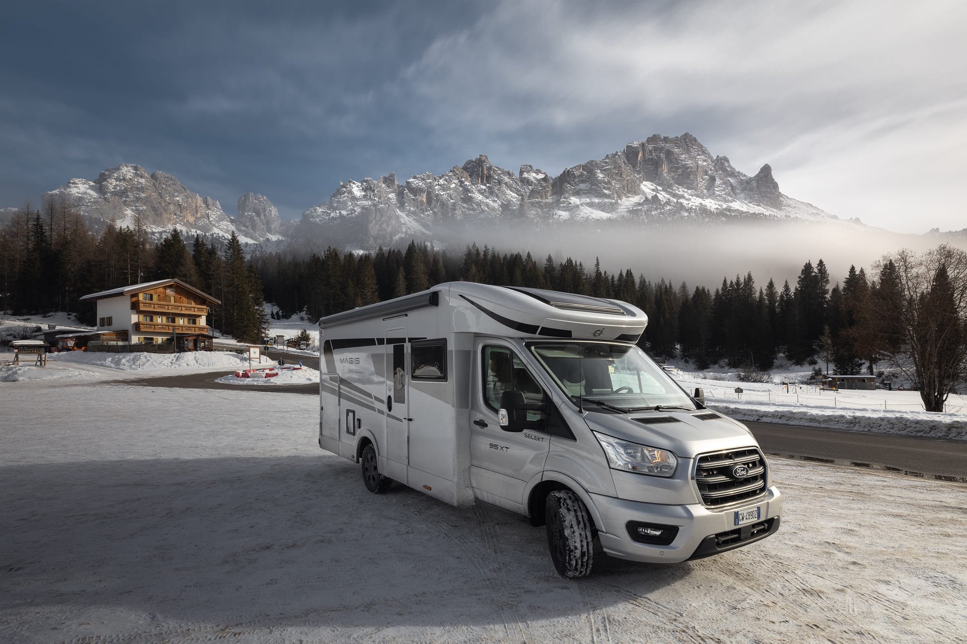 Dolomiti Lago d'Antorno Camper 2 web.jpg