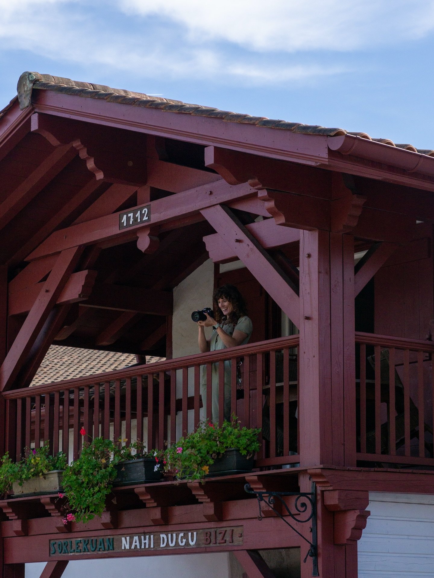 &Agrave; travers l&rsquo;objectif de &hellip; @celinecotinat 📸

Quelques souvenirs de l&rsquo;union d&rsquo;O &amp; T en octobre dernier &agrave; l&rsquo;&eacute;glise d&rsquo;Urrugne ⛪️ Convivialit&eacute; familiale &amp; tradition basque se sont r