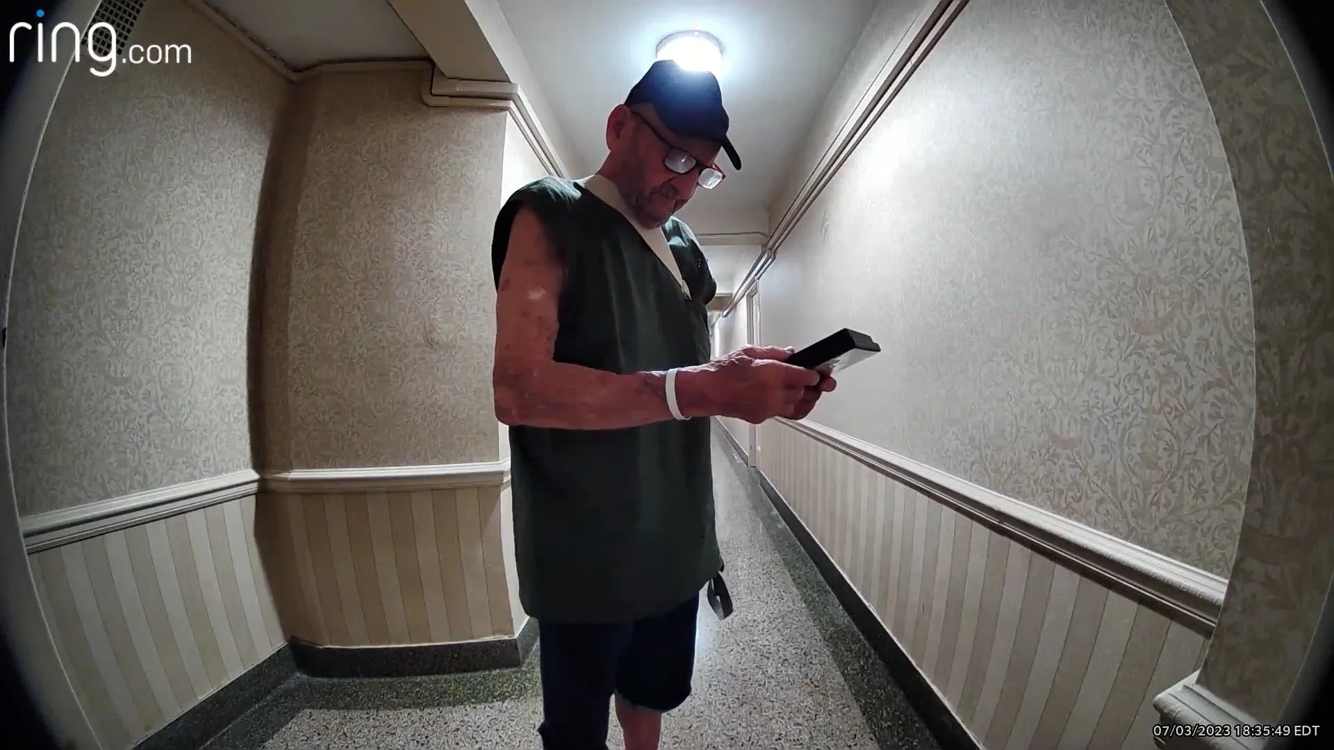 MY NEIGHBOR AL_090823_v13.00_01_22_23.Still020.jpg