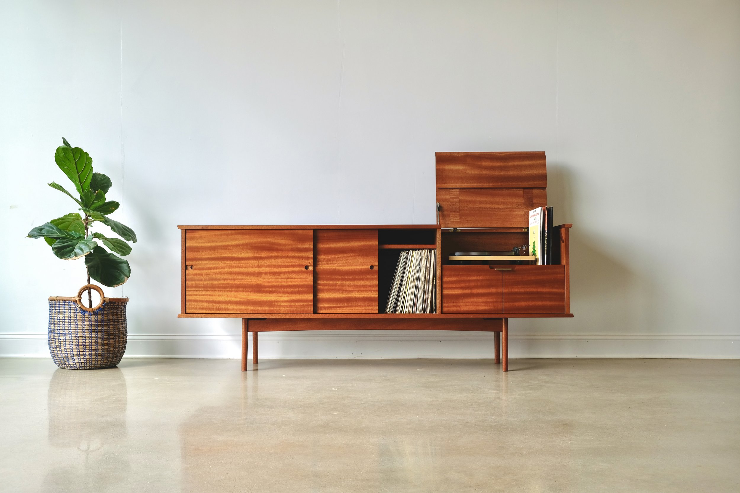  The Crosby Record Media Console 