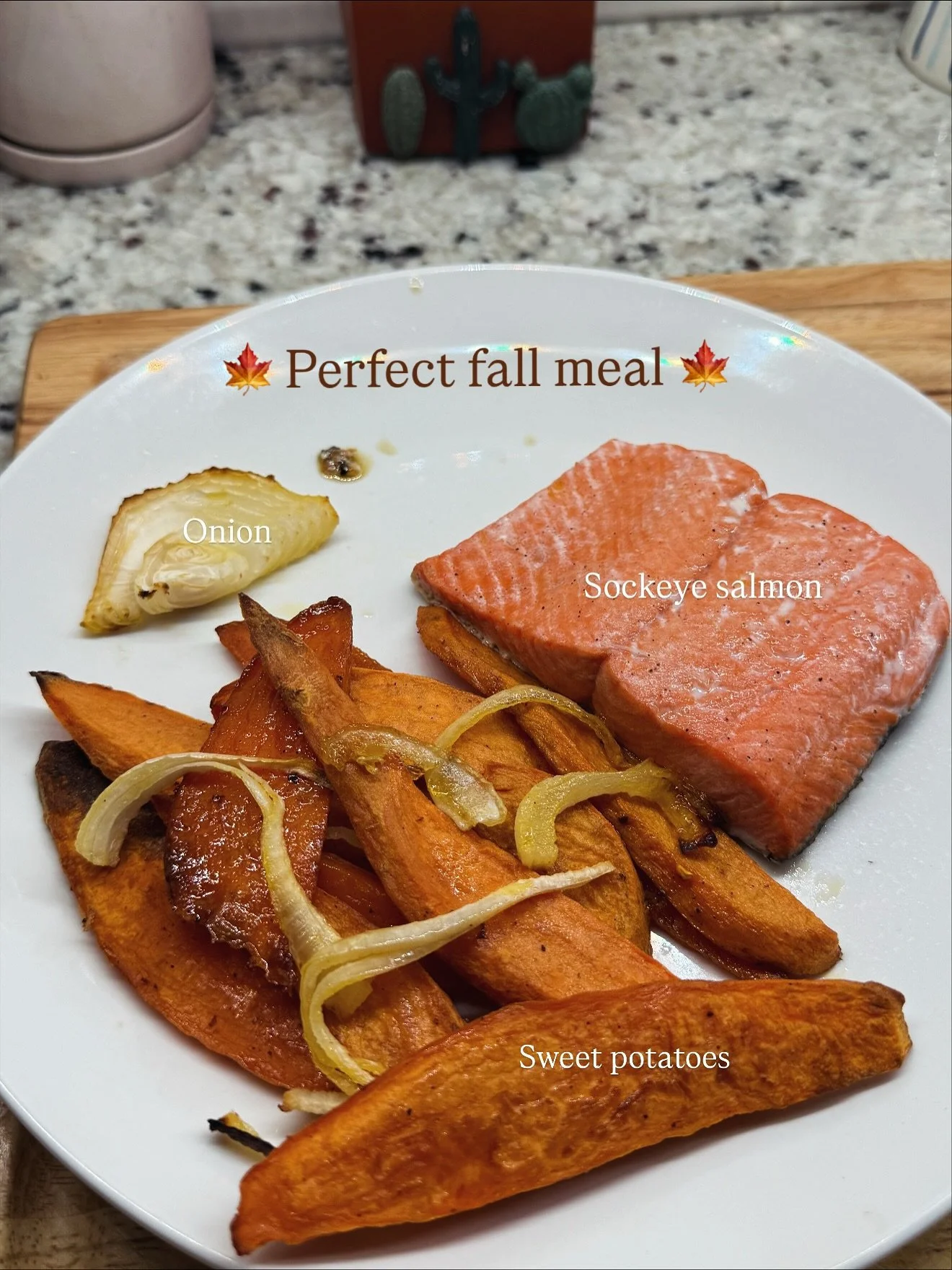 As the leaves change, so should what’s on your plate. This isn’t just dinner. It’s fall fuel— macro-balanced and mood-boosting.
Seasonal depression can actually be linked to low vitamin D levels. It’s one of the most co