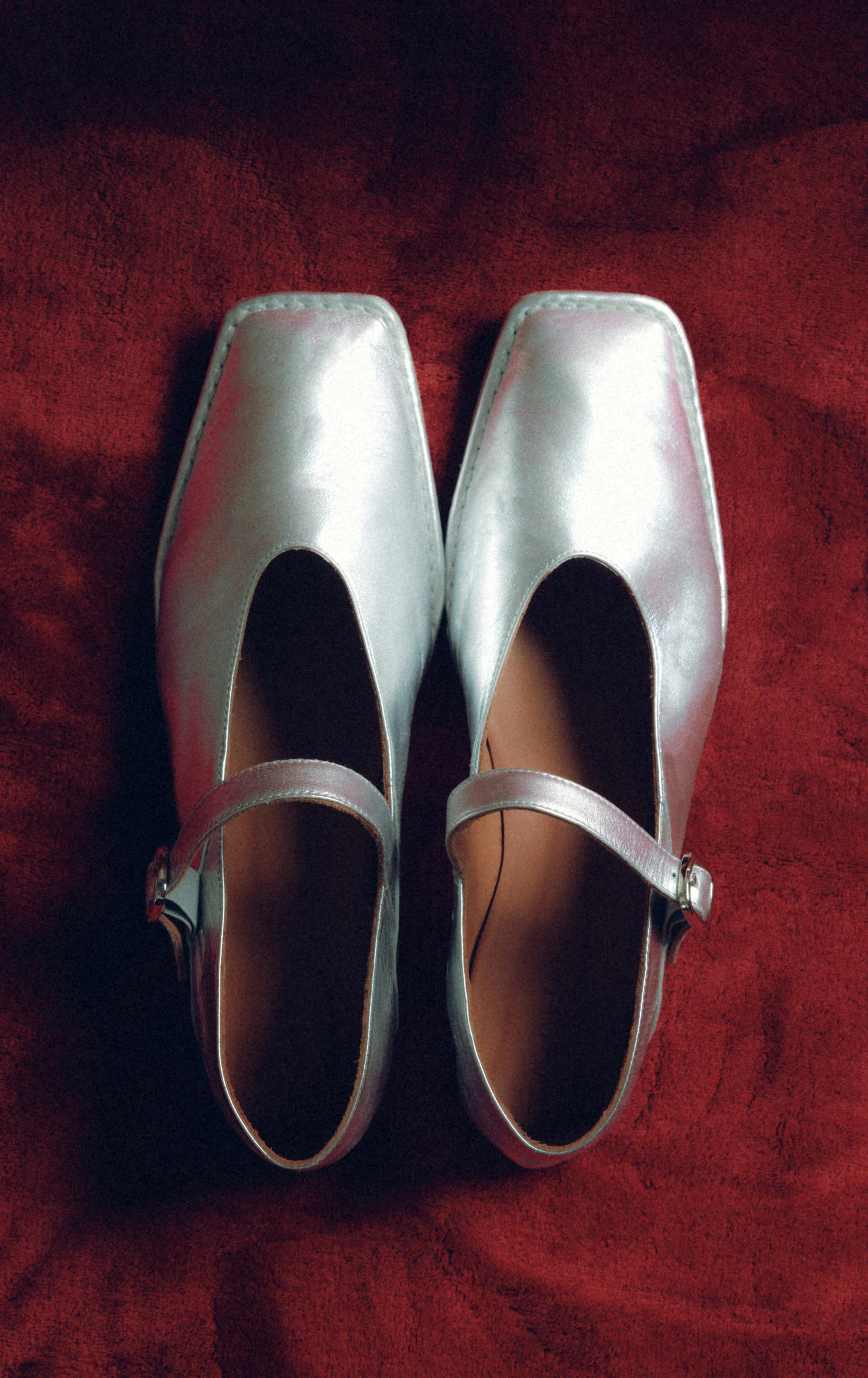 Maguire Look_1-7.jpg