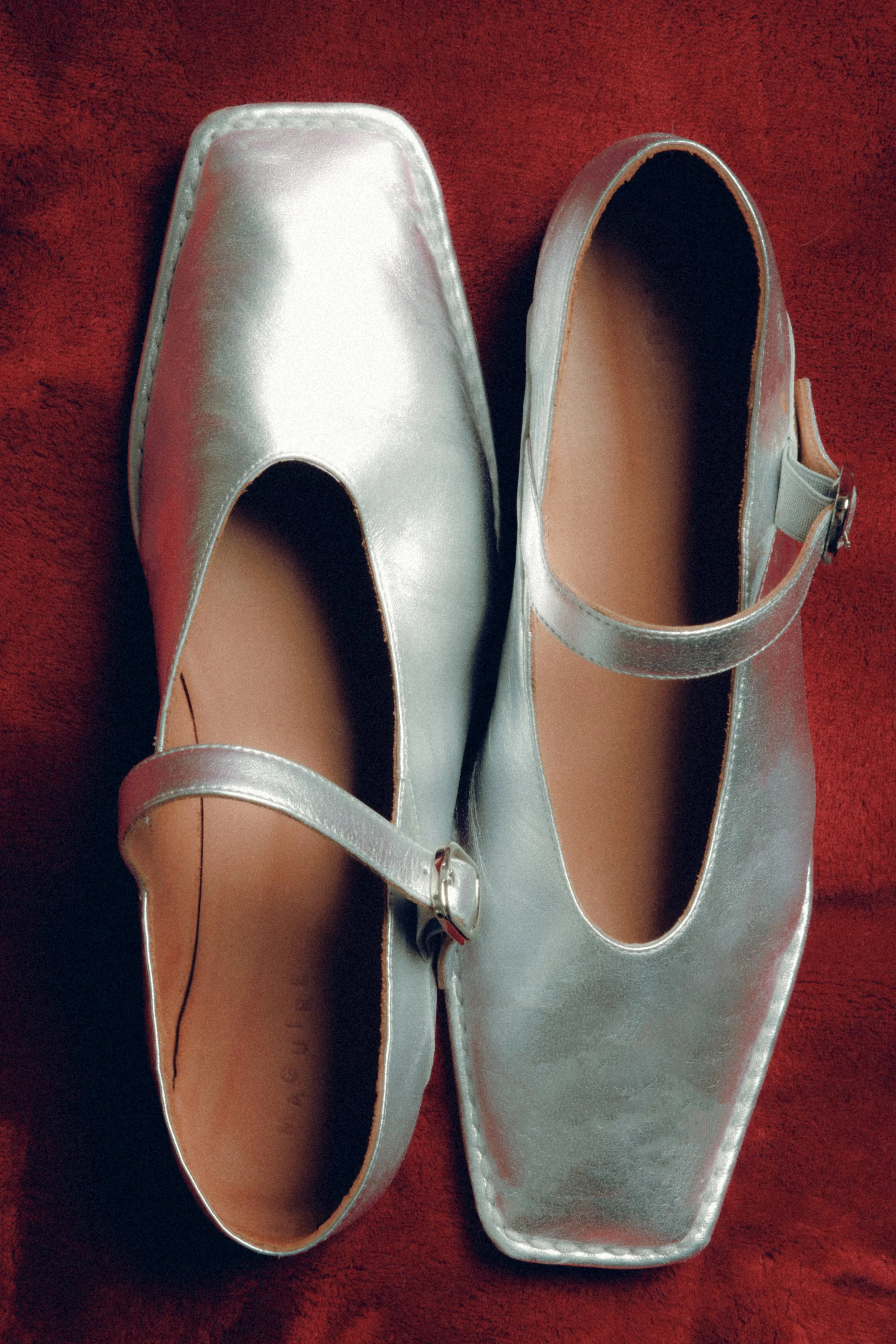 Maguire Look_1-2.jpg