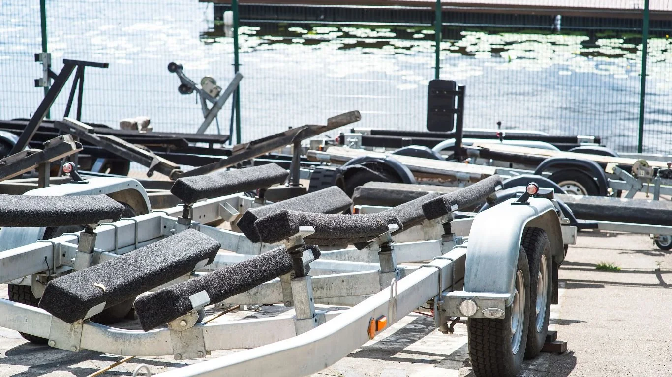 The Smart Boater's Guide to Choosing Custom Aluminum Trailers
