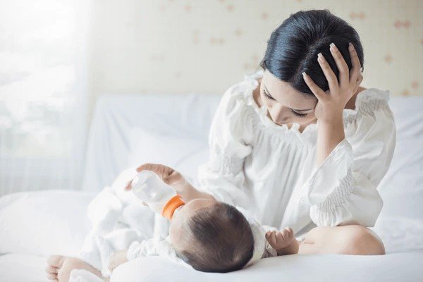 Nurturing Both Baby and Mind: The Crucial Link Between Infant Feeding and Maternal Mental Health
