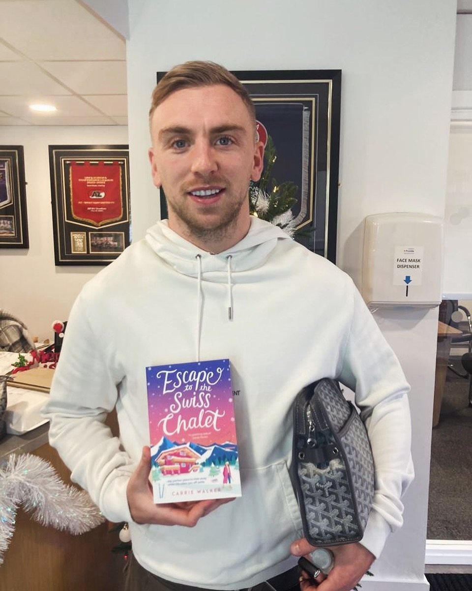 Jarrod&rsquo;s first goal for Eng-er-lannnnddd!!

Congrats 🙌⚽️

#england #jarrodbowen #goal #goals @danidyerxx @officialdannydyer #legend #westham #coyi #bookstagram #lifegoals #books #booksbooksbooks #football #romcom