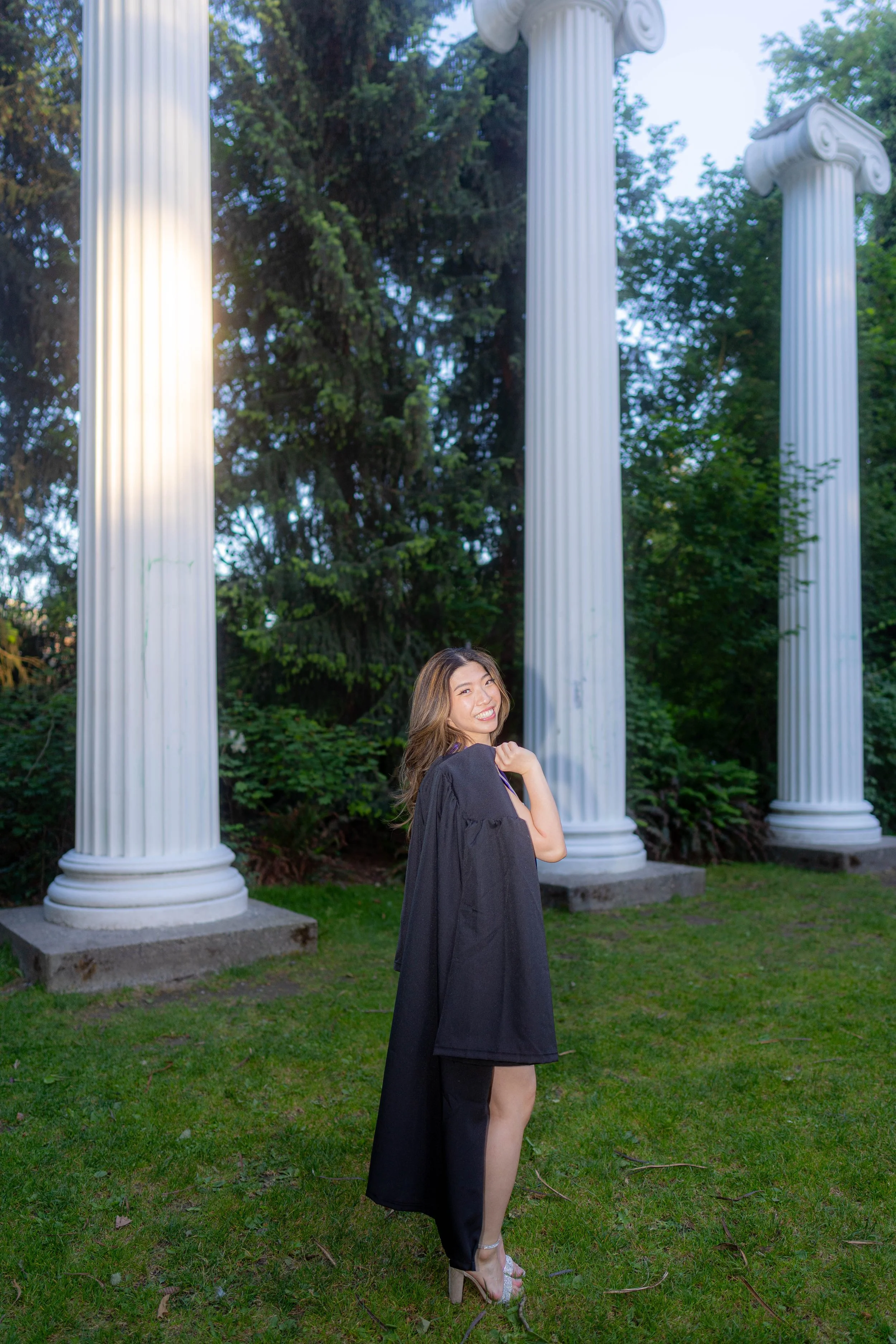 jesus-untalan-grad13.jpg