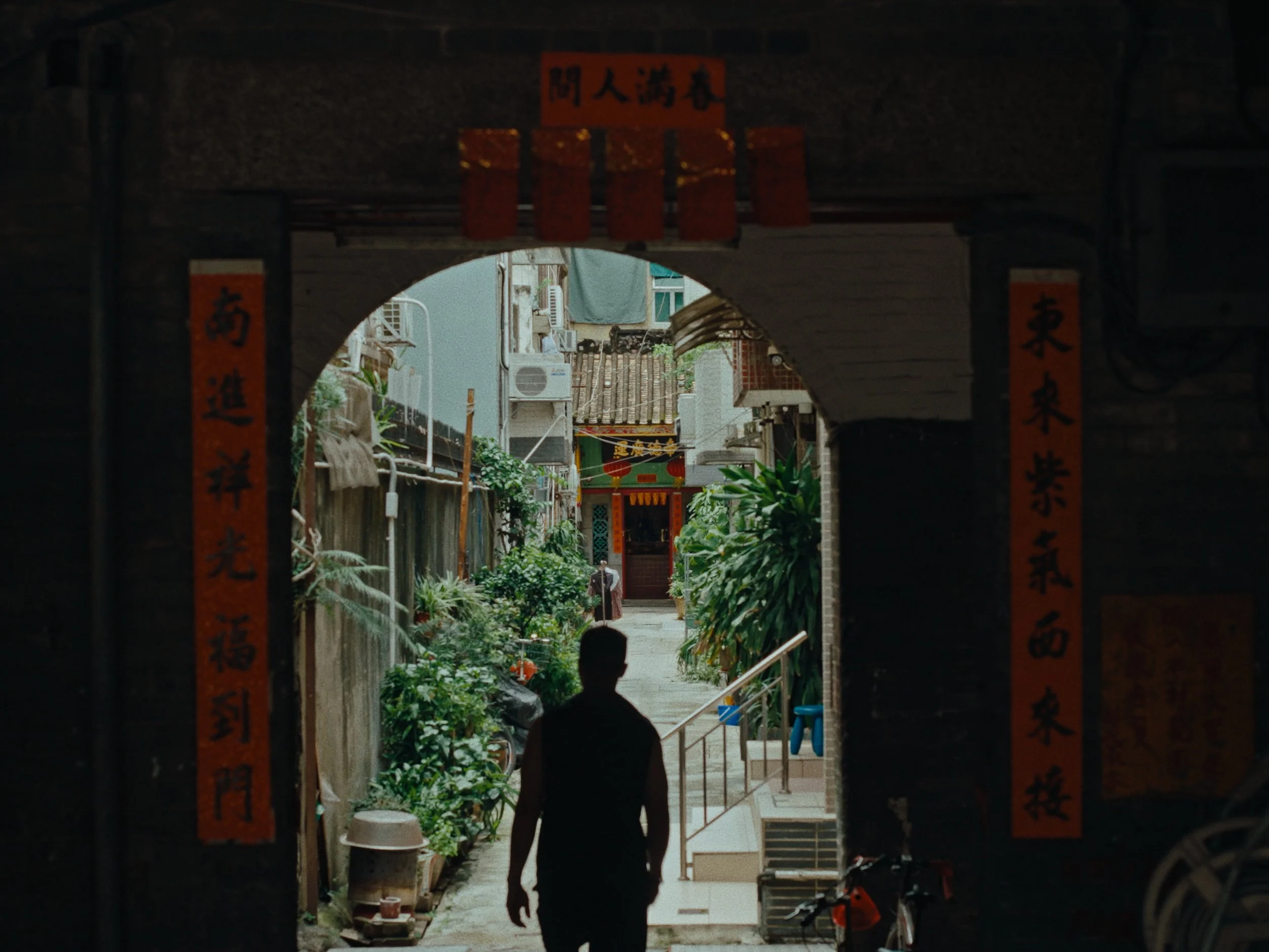 Still 2025-10-28 191716_2.1.36.jpg