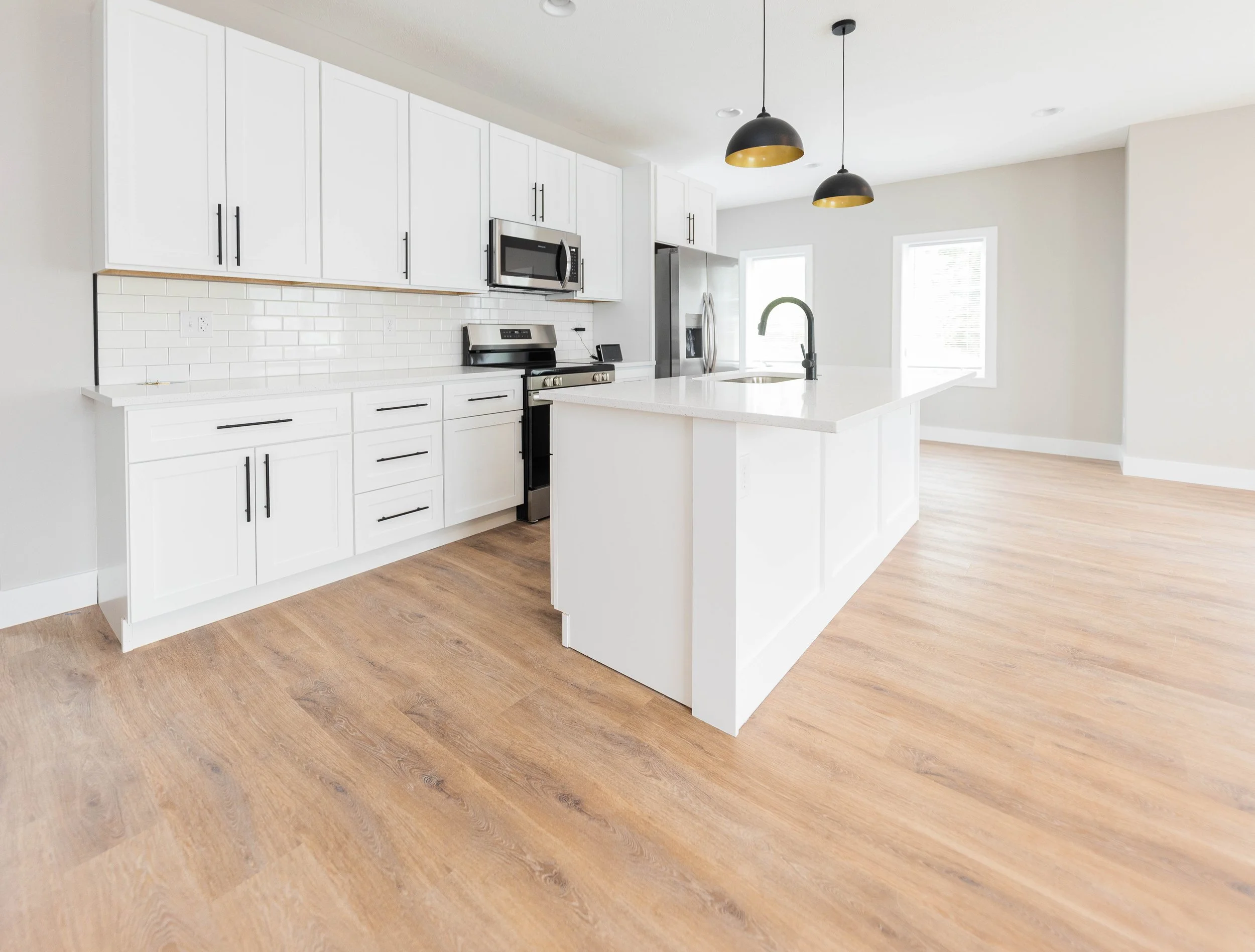 313W17thSt.ValuBuilt.BeyersRealty.RichardVonHausMedia_15.jpg
