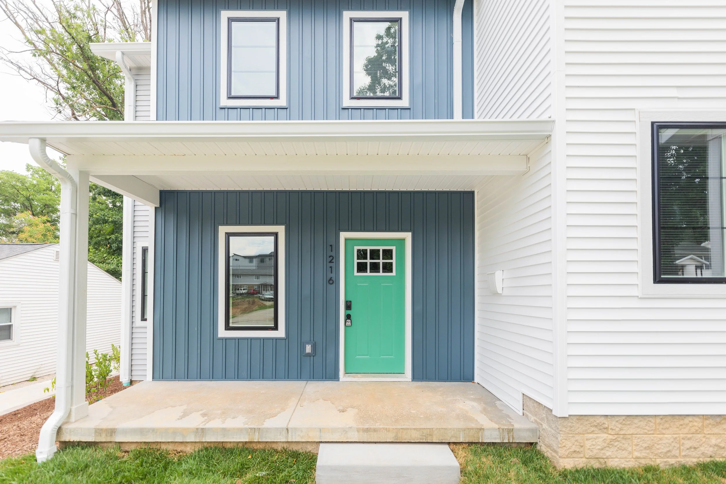1212Woodburn.ValuBuilt.BeyersRealty.RichardVonHausMedia_3.jpg