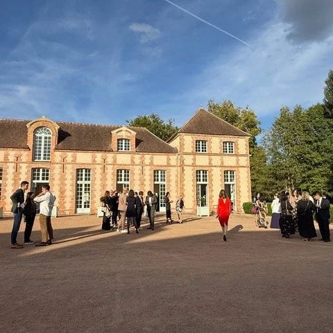 In September I was invited to @joncheretschateau for their dinner to celebrate with the designers, artists, etc. involved with their show house which is opening January 13, 2026. What an incredible evening! The hosts Kate and Paul Mery de Bellegarde 