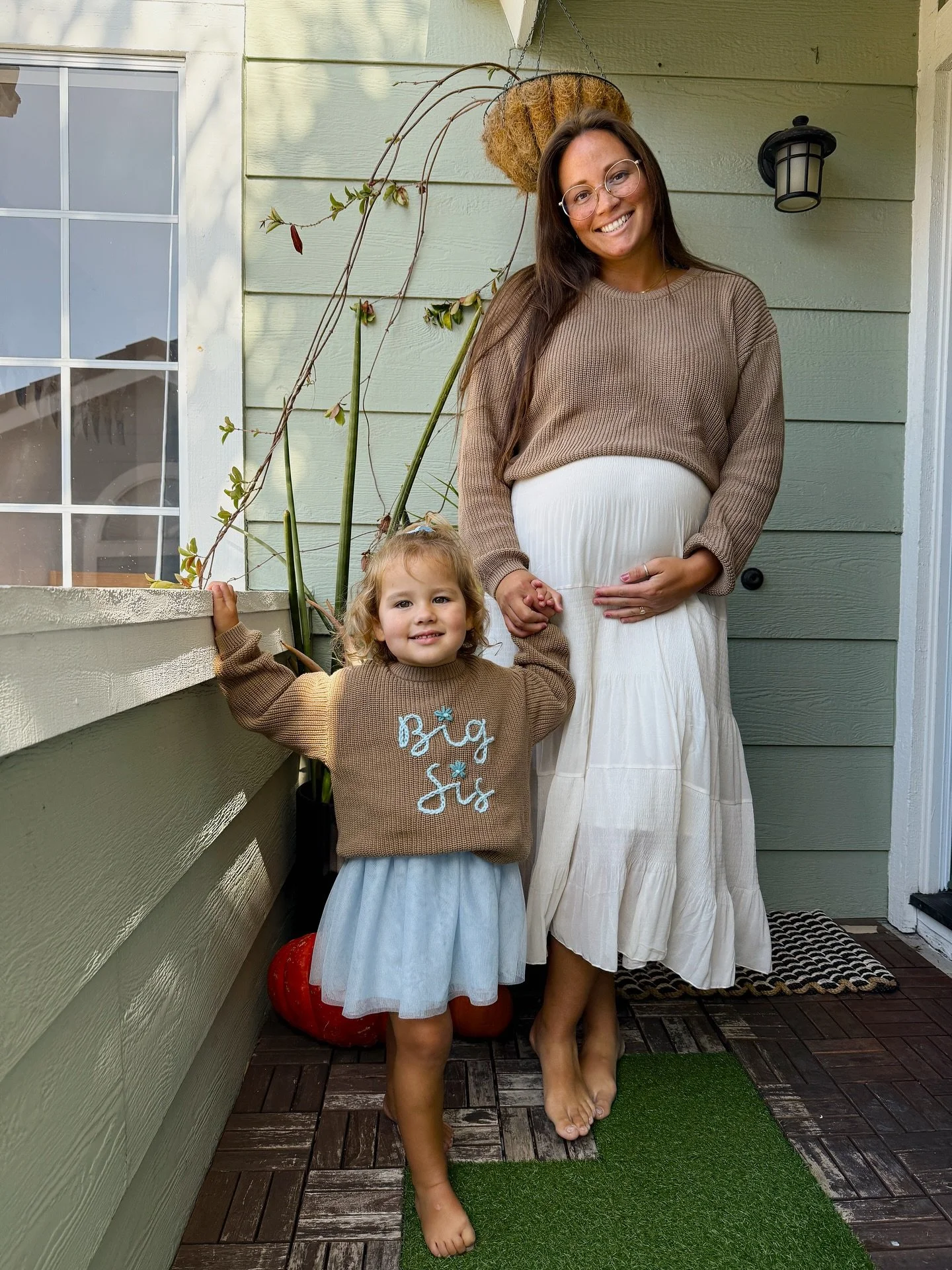 What could be better than a cute little sweater? A MATCHING cute sweater for mom! We are updating our website this week to add matching sweaters in select color ways so mom and kids can match going into the holiday season 🥹👯&zwj;♂️