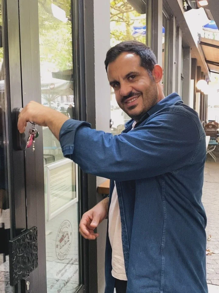 Recap del 2025 💛

Ein Jahresr&uuml;ckblick in chronologischer Reihenfolge ist uns etwas zu lame 🥱🥱🥱

Deshalb starten wir mit unserem pers&ouml;nlichen Highlight in 2025, dem goldenen September (settembre in Italiano 🤌🏼) :
Hier wurde der Traum v