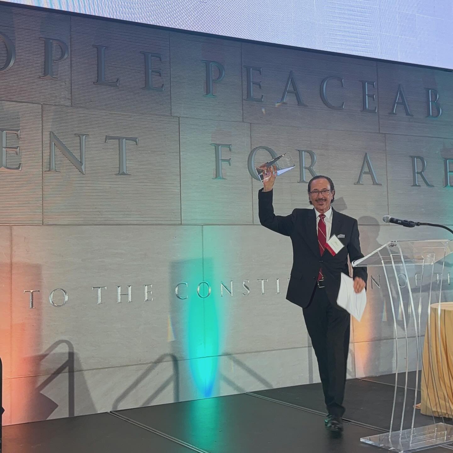 Congratulations are in order to Angel Rodriguez, @avenuesforjustice&rsquo;s Co-Founder and Executive Director, who was honored with the 2024 Leadership Prize by the Juvenile Law Center (JLC) in Philadelphia. 

&ldquo;The Juvenile Law Center&rsquo;s L
