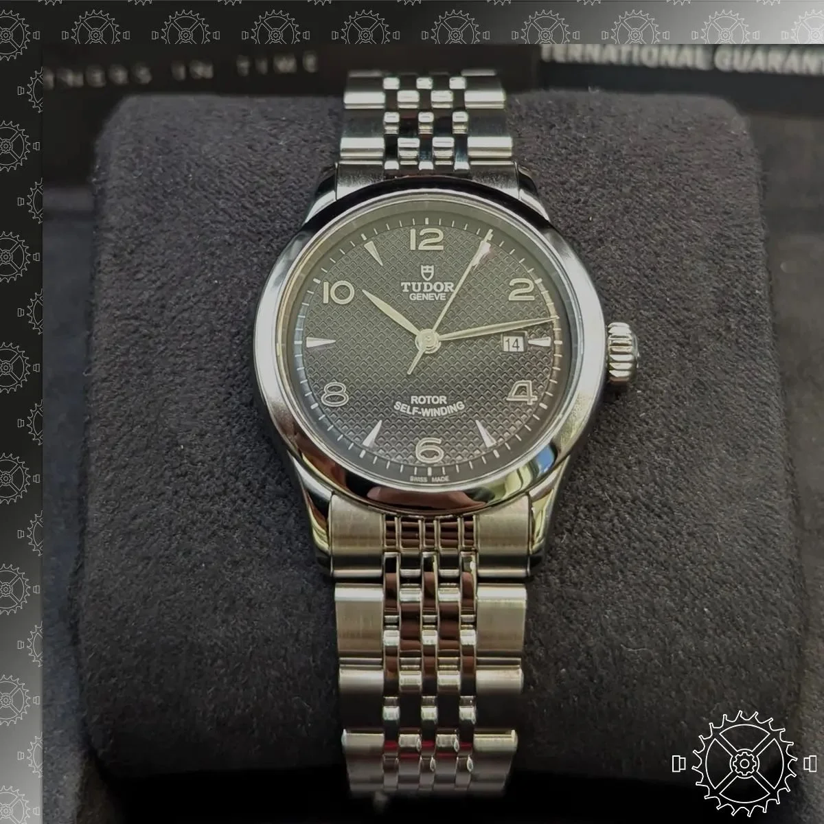 2020 TUDOR 1926 28mm Ladies Watch &ndash; available for sale NOW

&pound;1,095.00

Excellent condition. See website for our full condition report 

'The 1926 is a capable every day watch, whilst being elegant enough for any formal occasion. The black