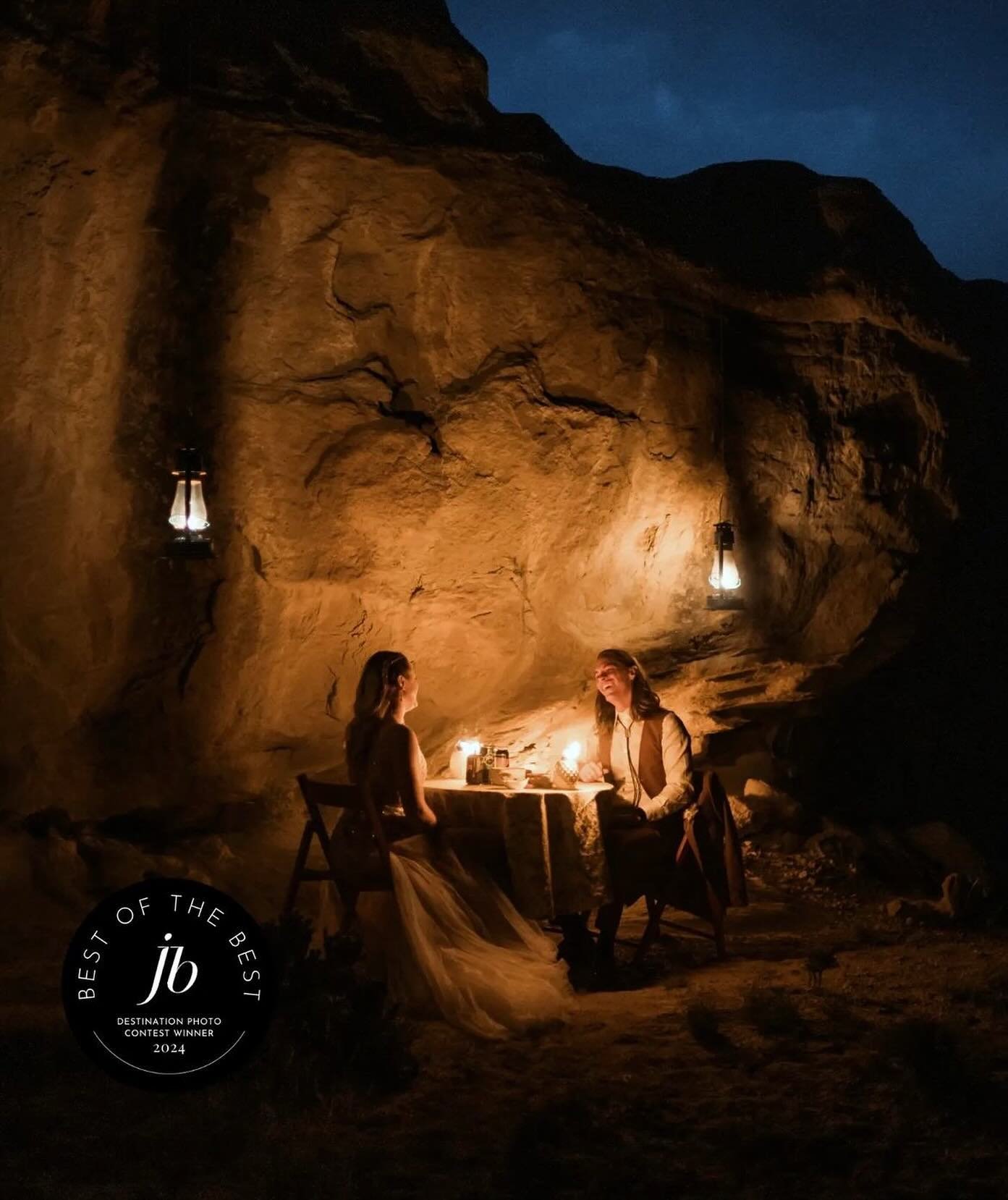 We are so honored to be featured with June Bug Weddings best of 2024 through the talented lens of @juliehaider.  This intimate dinner was an add on that the couple enjoyed the night before their big day.  New Mexico IS actually enchanting WHEN we tak