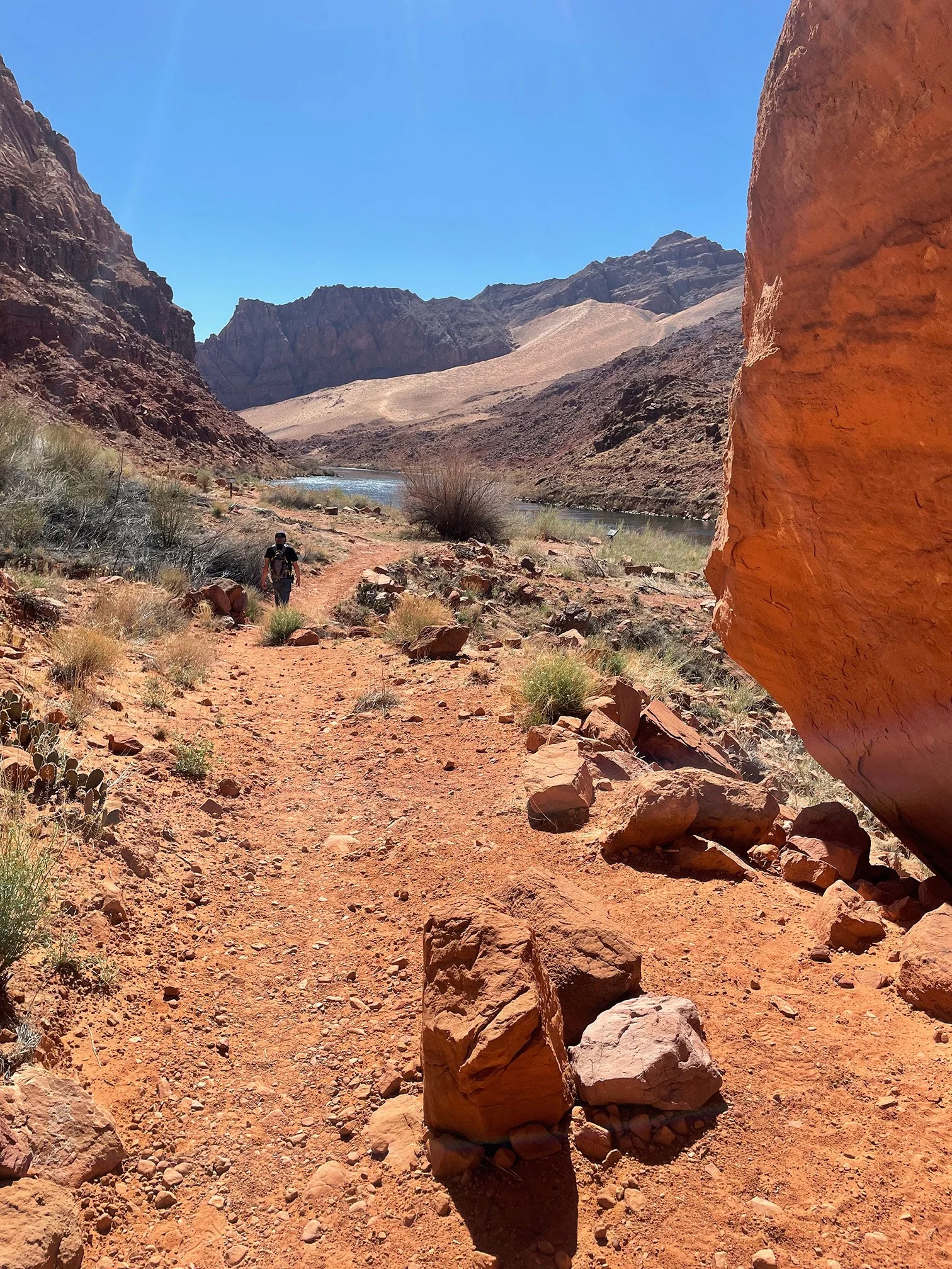 Flat sandy trail along Colorado River bottom
