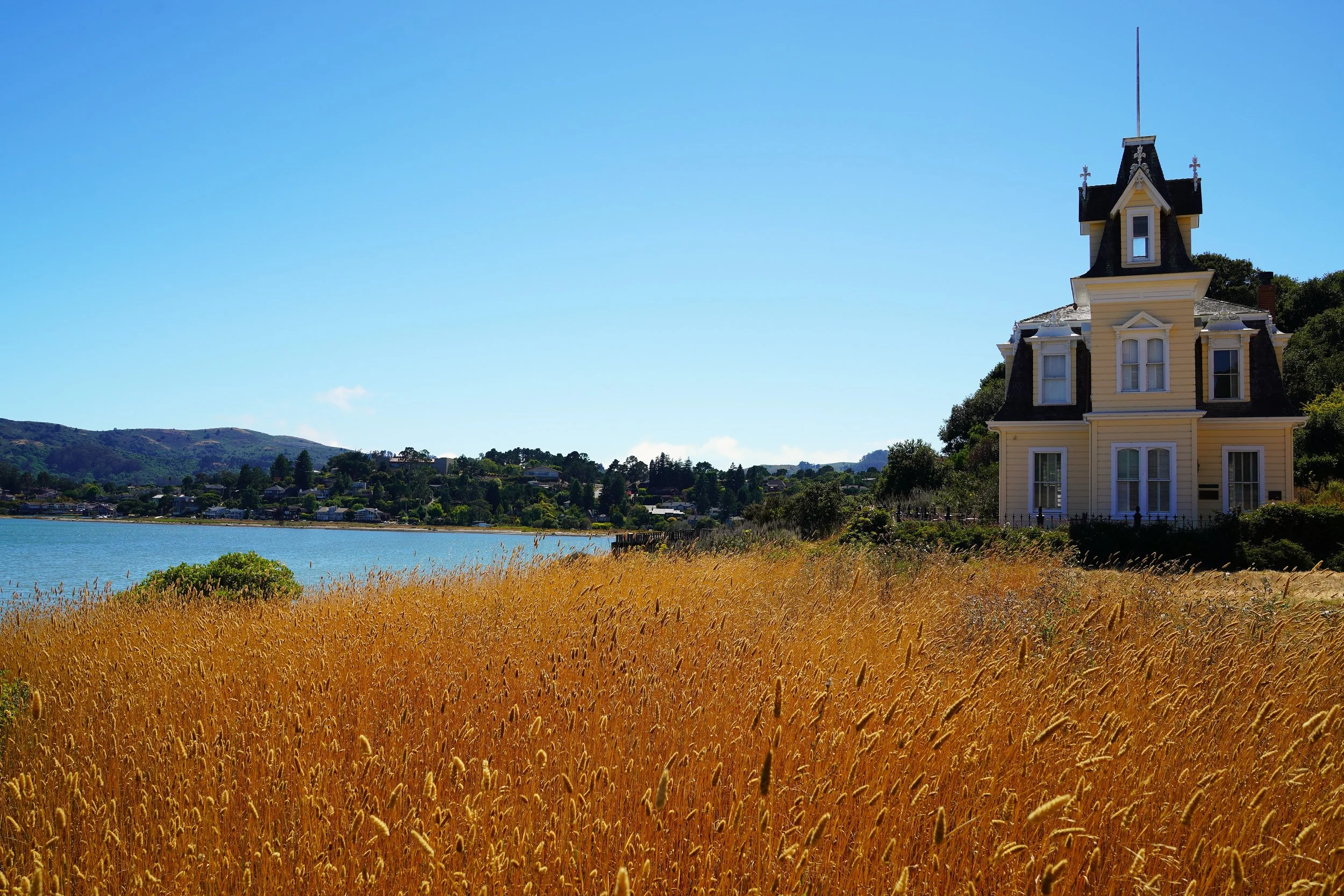 DSC03427 Ocean and House A.JPG