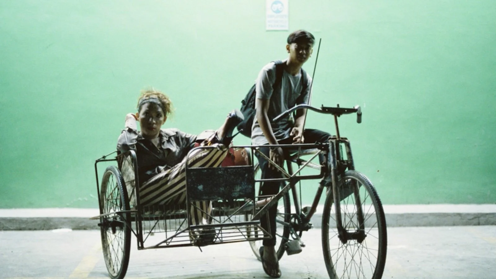 Asog Balances Humor, Tragedy, and Global Issues from Filipinos’ Eyes