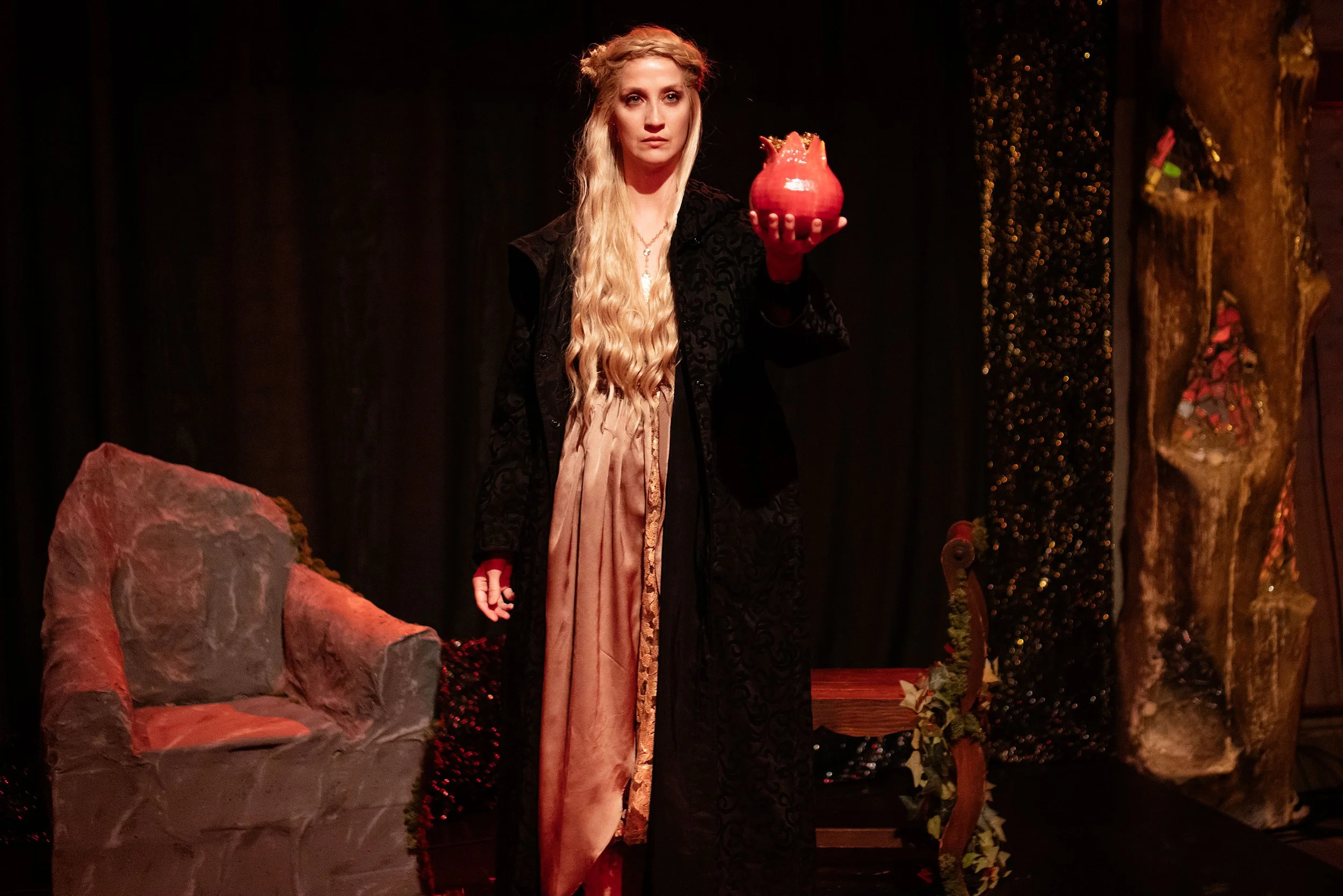 Dacha’s Pomegranate Tree Opens Greek Myths to Immersive, Inclusive Narratives