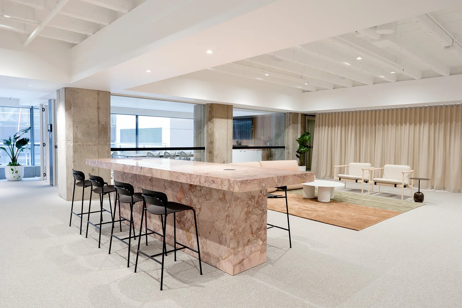 Centred Lounge_075.jpg