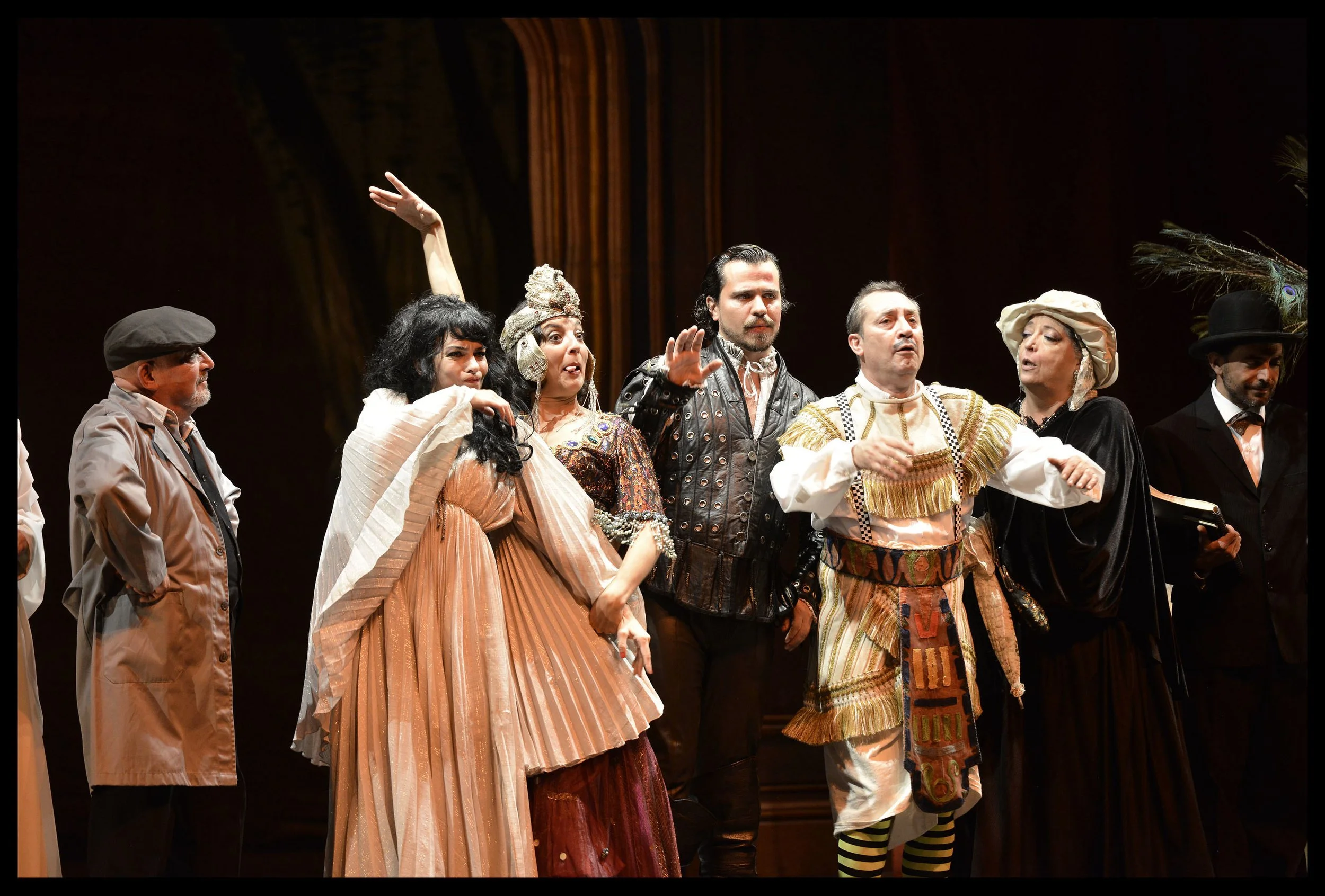 El Dúo de La Africana por la Compañía Lírica Amadeo Vives