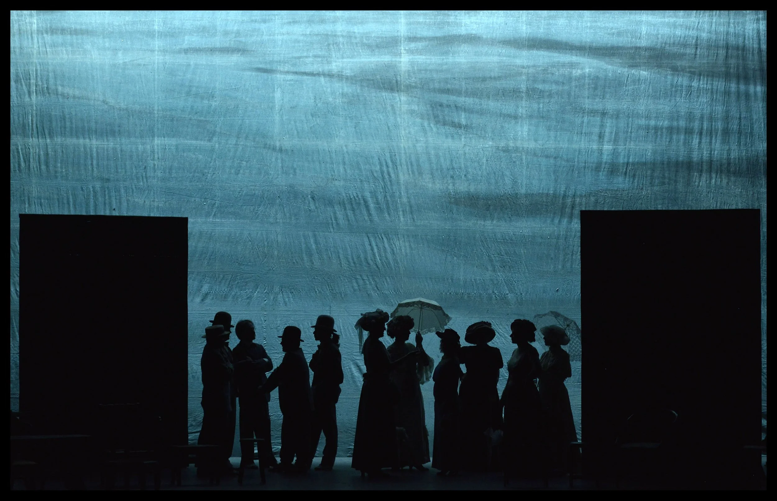 El Dúo de La Africana por la Compañía Lírica Amadeo Vives