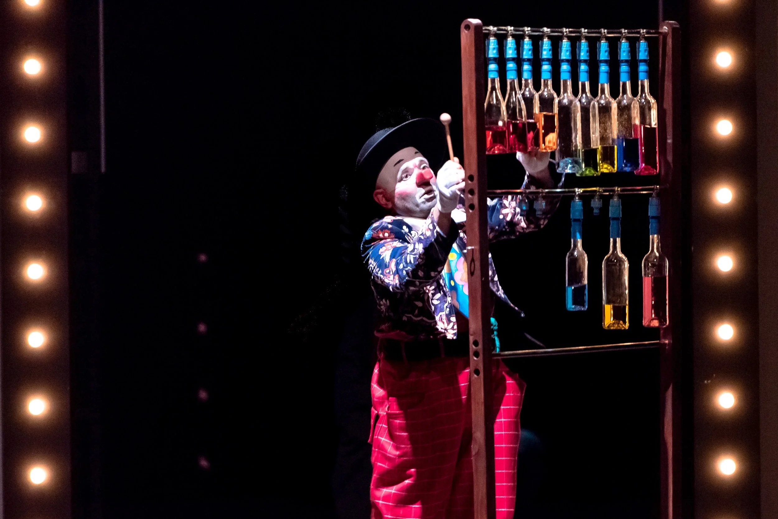 CHUFLA, ¡No es Flamenco, no es Circo, no se lo pierdan!