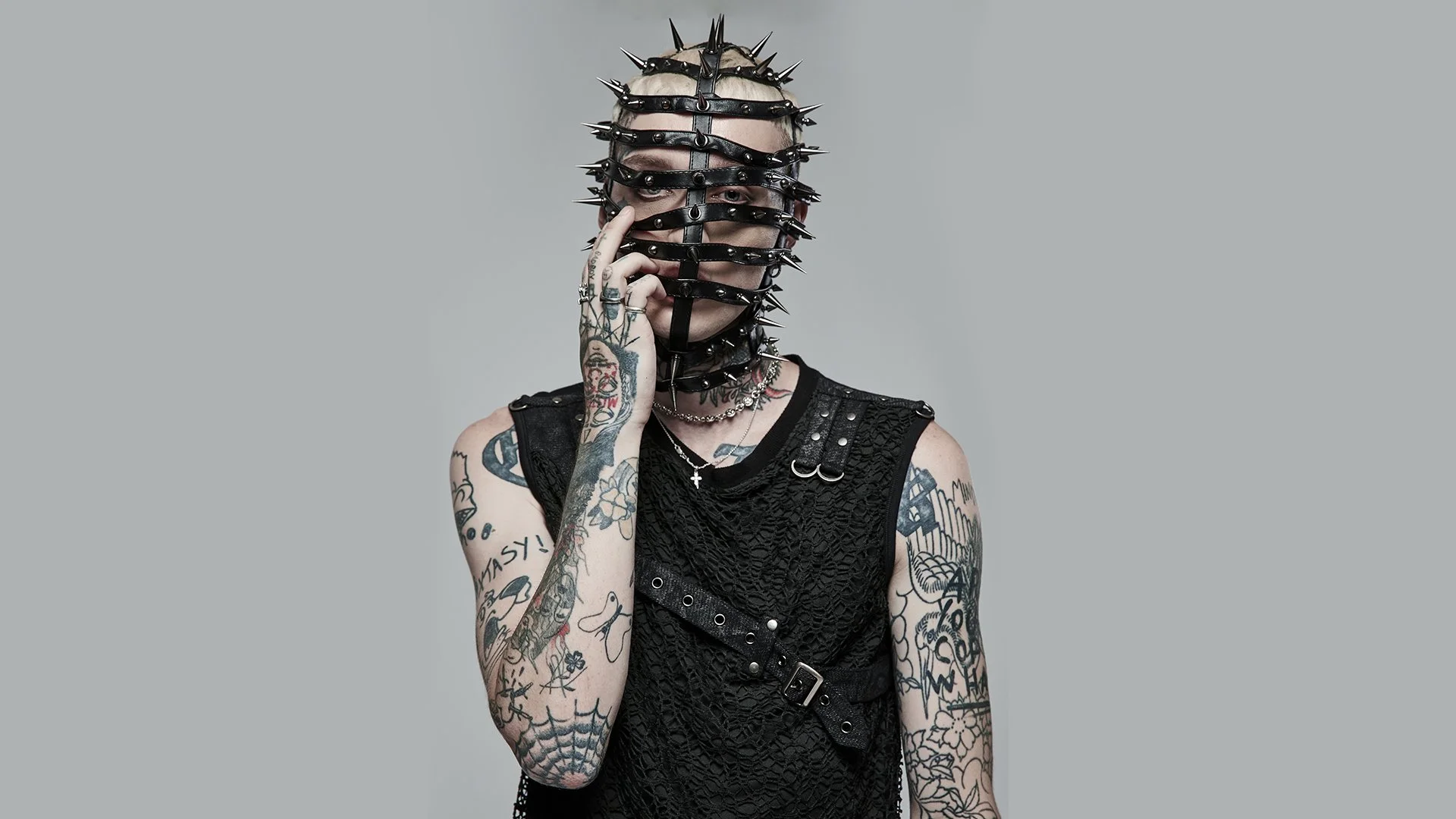 Why “Normal” Fashion Is Dead: The Rise of Provocative Streetwear in 2025