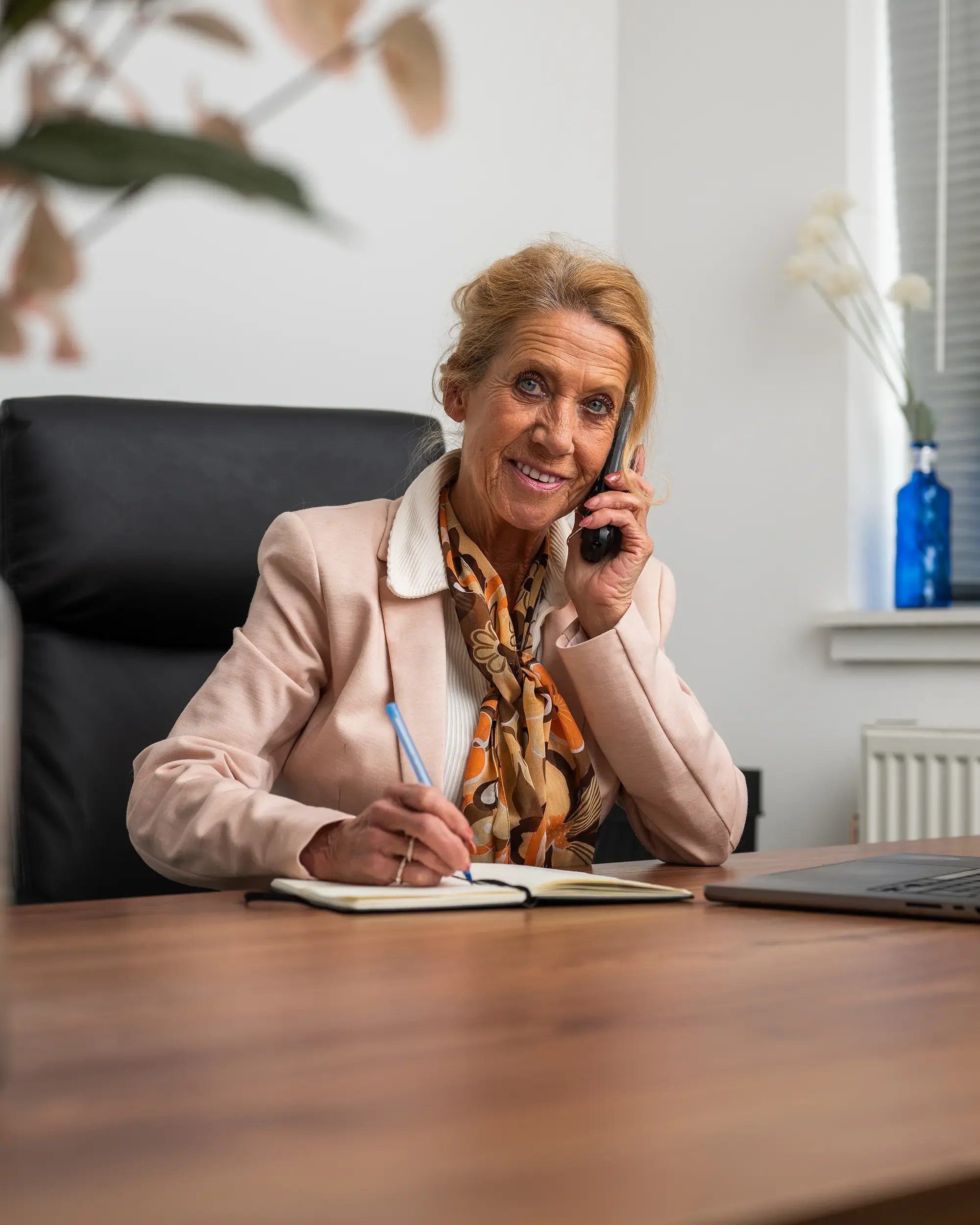 Maaike-Kerstens-Bedrijfsportret-fotografie.webp