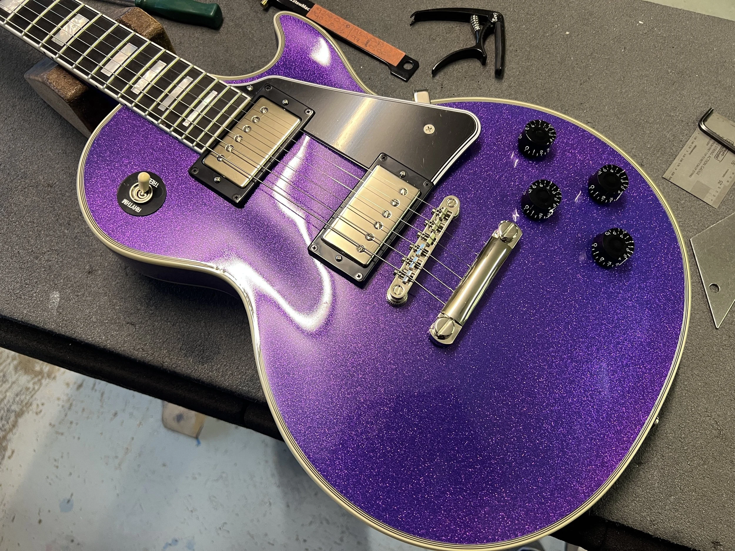 Epiphone IGC Amethyst Sparkle: it had to happen…