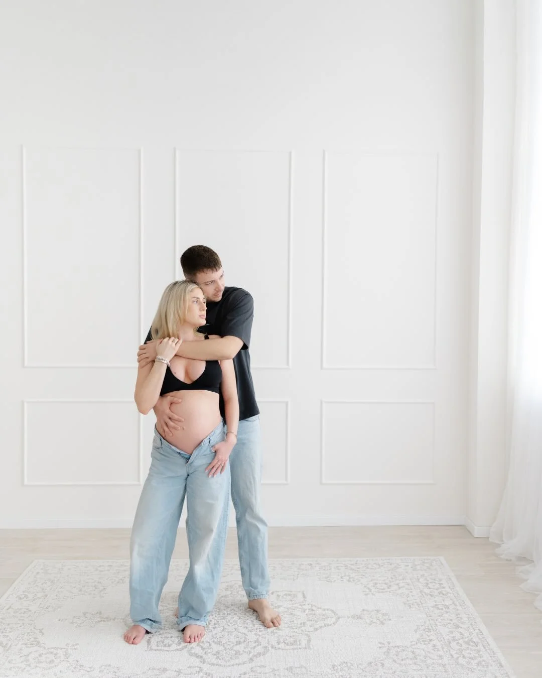 Někdy mě s m&yacute;mi z&aacute;kazn&iacute;ky vesm&iacute;r propoj&iacute; tak n&aacute;dherně, že si jen ti&scaron;e ř&iacute;k&aacute;m, č&iacute;m jsem si to zasloužila 🫶🏻

Třeba jako tady se &Scaron;těp&aacute;nkou a Jirkou, kteř&iacute; na mě