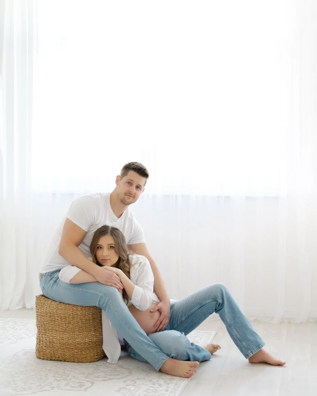 Těhotenstv&iacute; je jedno z nejkr&aacute;sněj&scaron;&iacute;ch obdob&iacute; v životě &ndash; a i když se někter&eacute; dny mohou zd&aacute;t dlouh&eacute;, pup&iacute;k je kr&aacute;sně vidět jen chv&iacute;li a zpětně se v&aacute;m bude zd&aacu