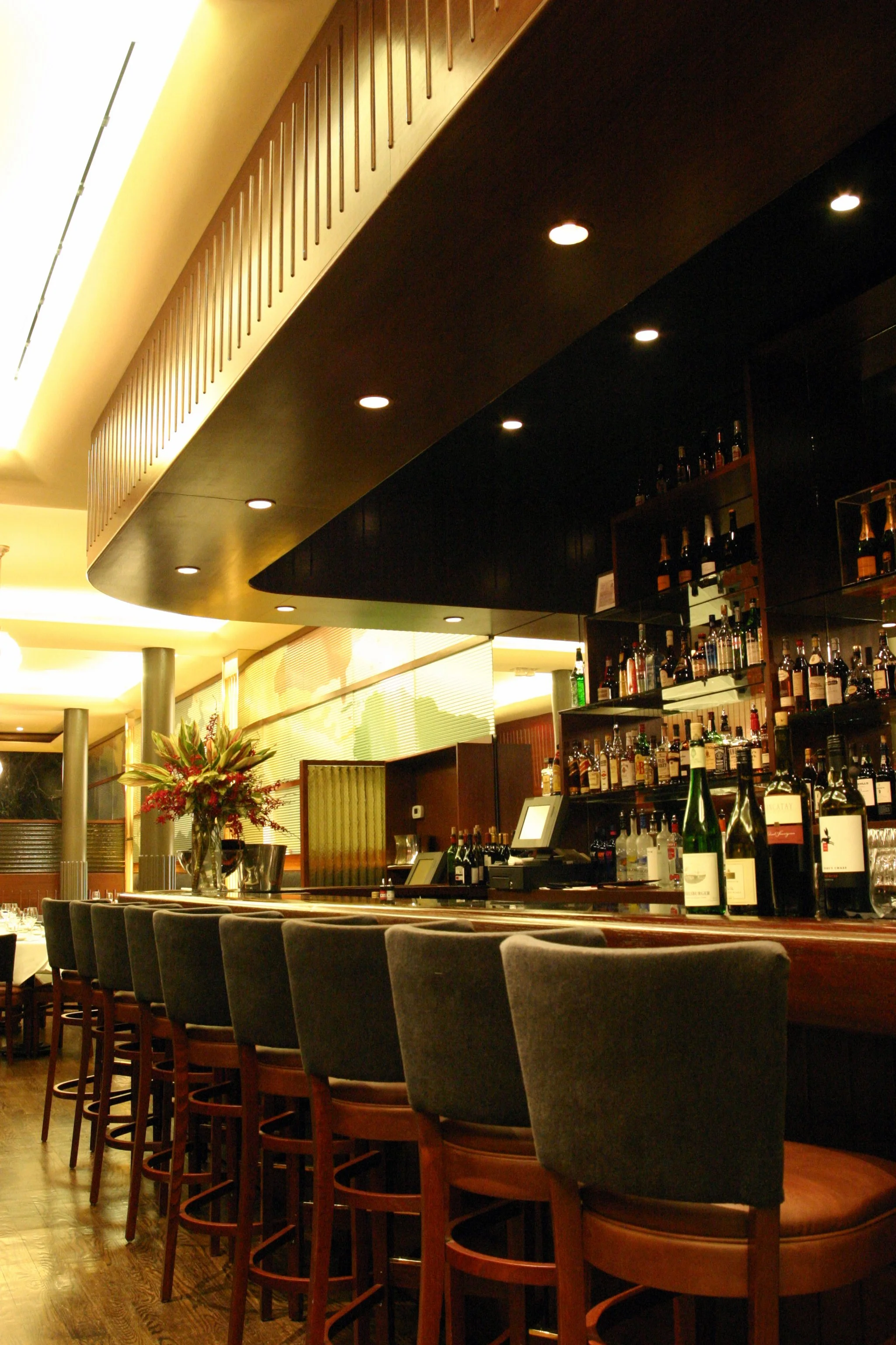 bar.jpg