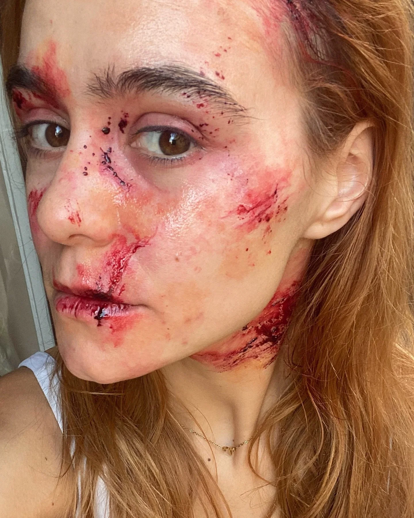 dejo por aquí otra ambientación ❤️‍🩹
modelo @helenaclusellas 
modelado transfers y aplicación @byluciasanchez 
materiales @feroca.soluciones @formxspain @skinillustratorofficial @kryolanspain @kryolanofficial @mrdashbo 
#