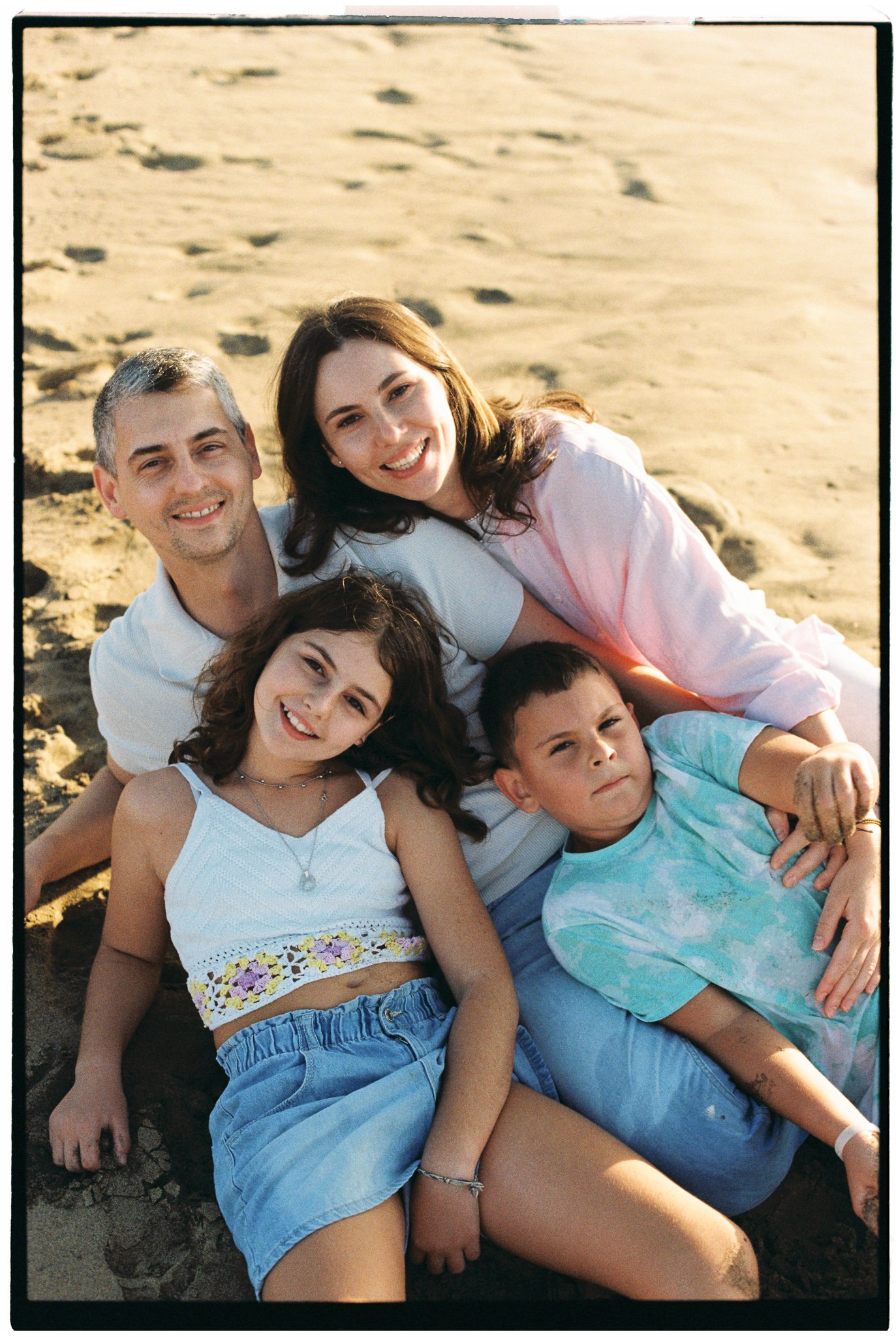 Family portrait photographed in natural light in Tenerife