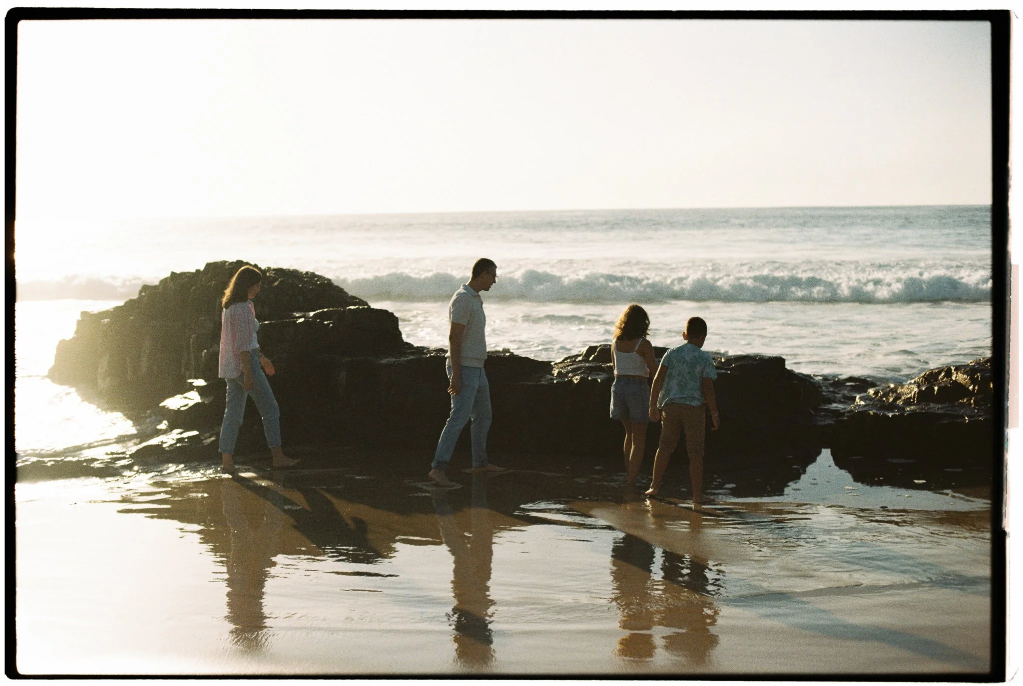 Relaxed family photography session in Tenerife