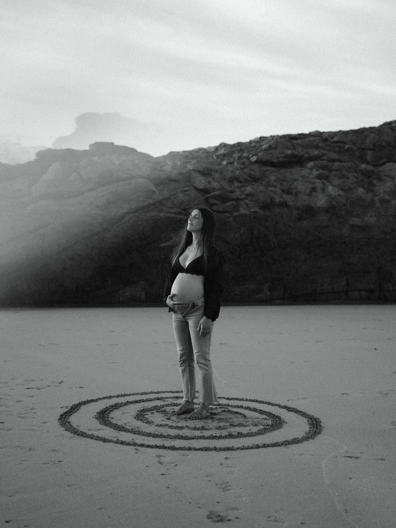 Pregnancy and motherhood photography session in Tenerife