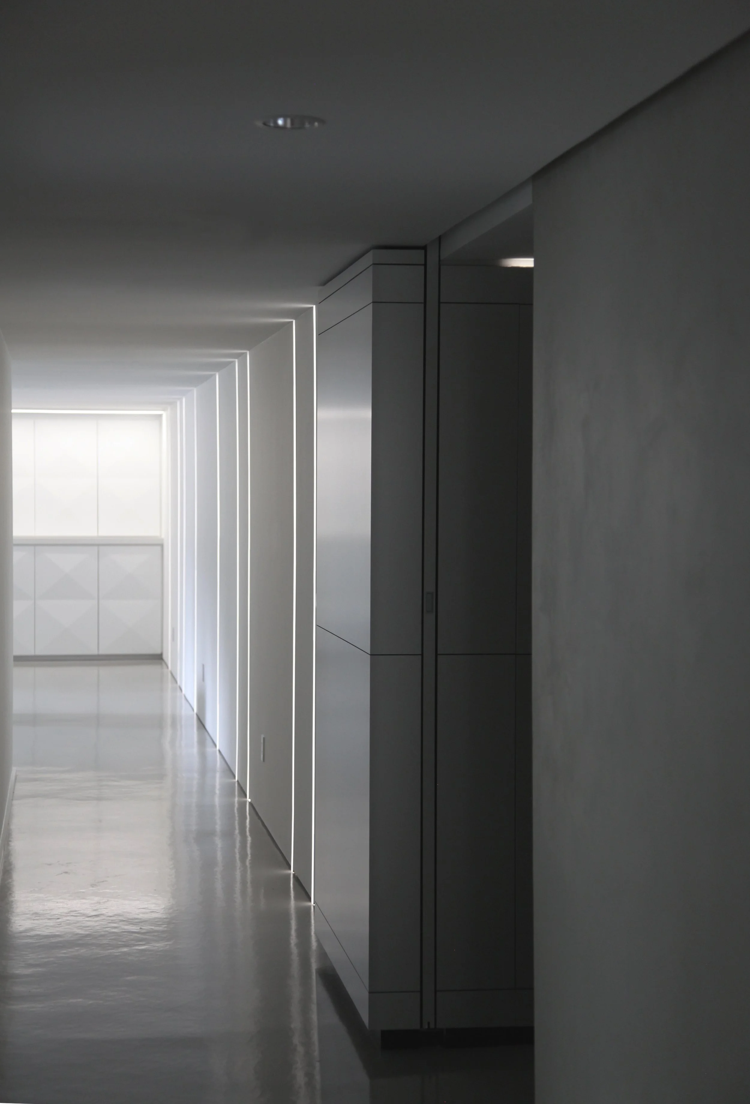hall3.jpg