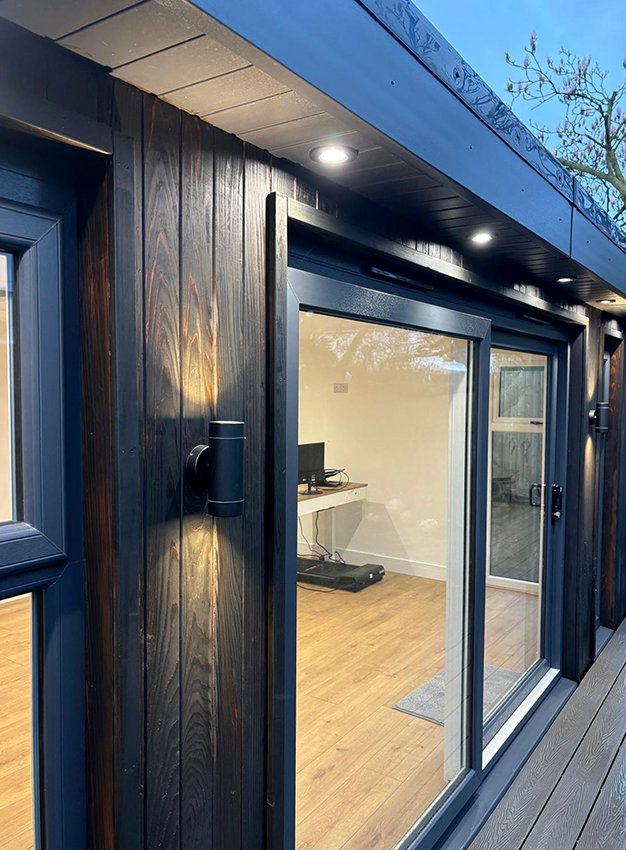 garden room with sliding doors.jpg