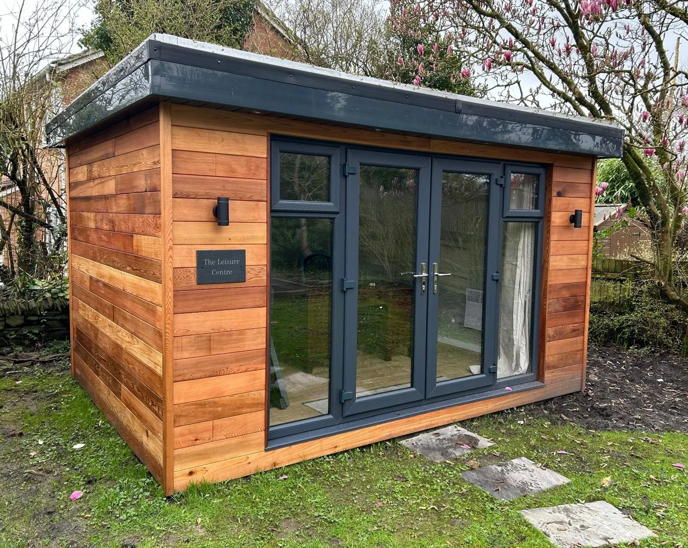 insulated-garden-office.jpg