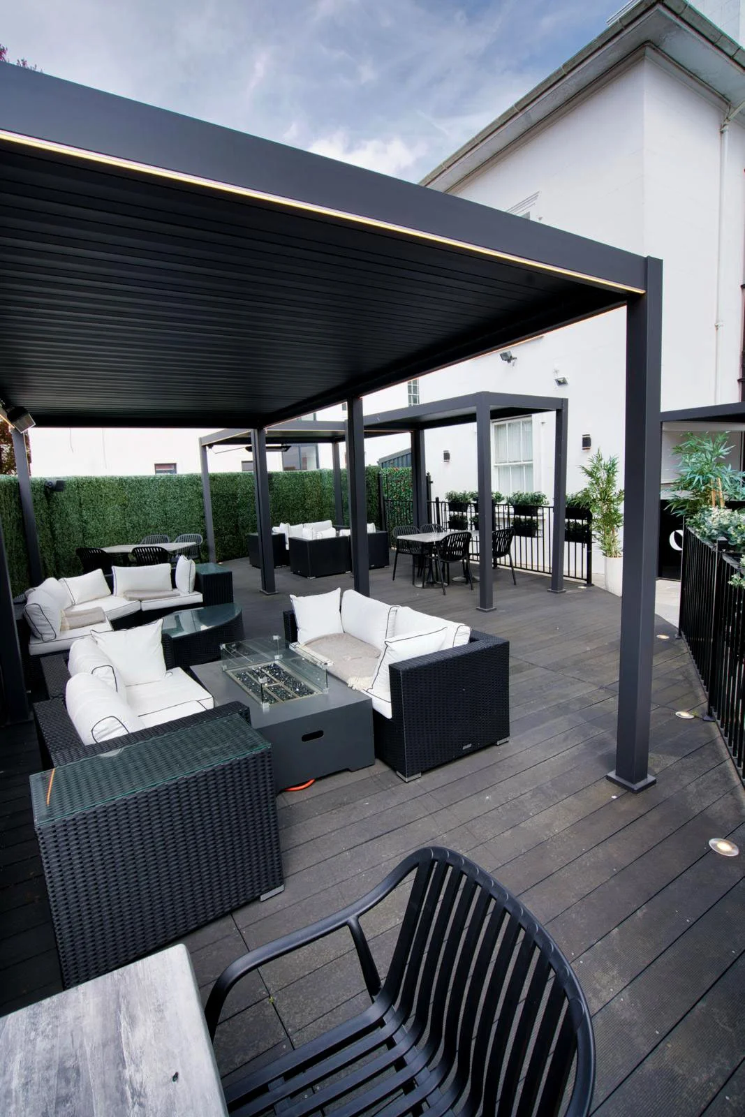 Patio-pagodas-in-anthracite-grey-aluminium.jpg