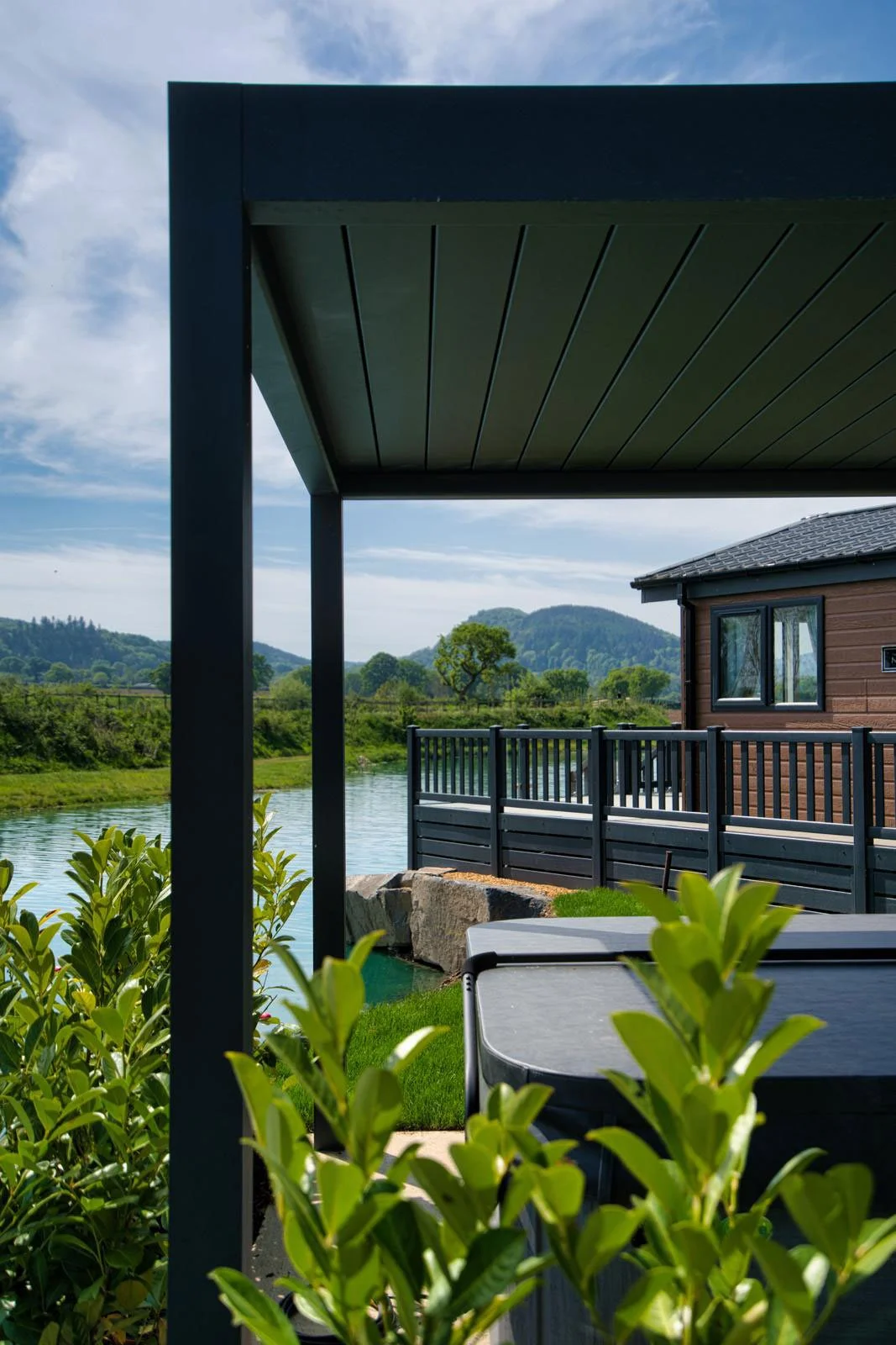 anthracite-grey-aluminium-pergolas.jpg