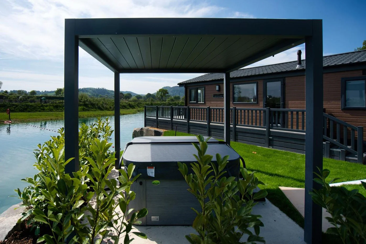 beautiful-stand-alone-pergolas-with-slatted-rooves.jpg