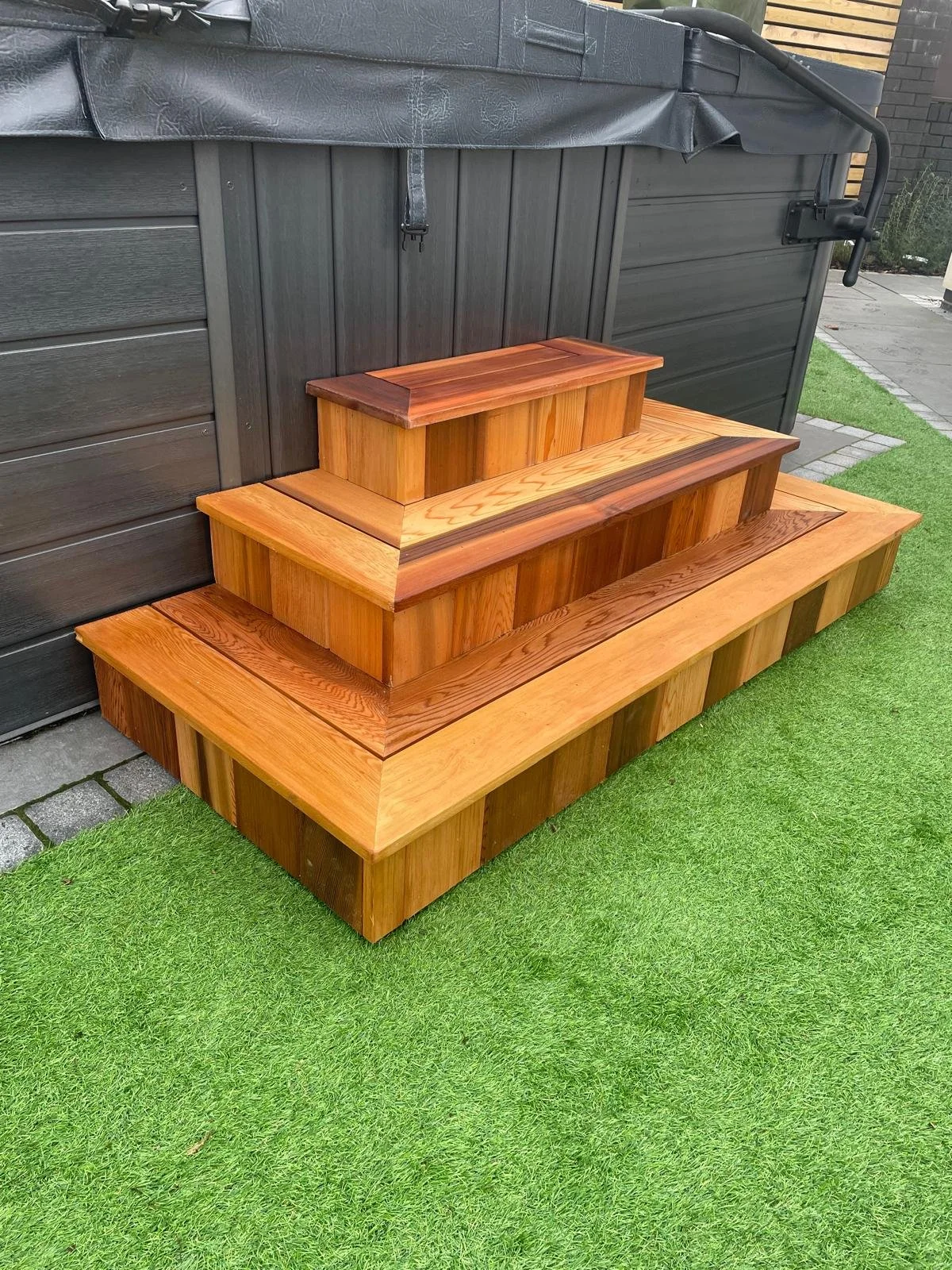 bespoke-garden-planters-bridgend-contemporary-design.jpeg