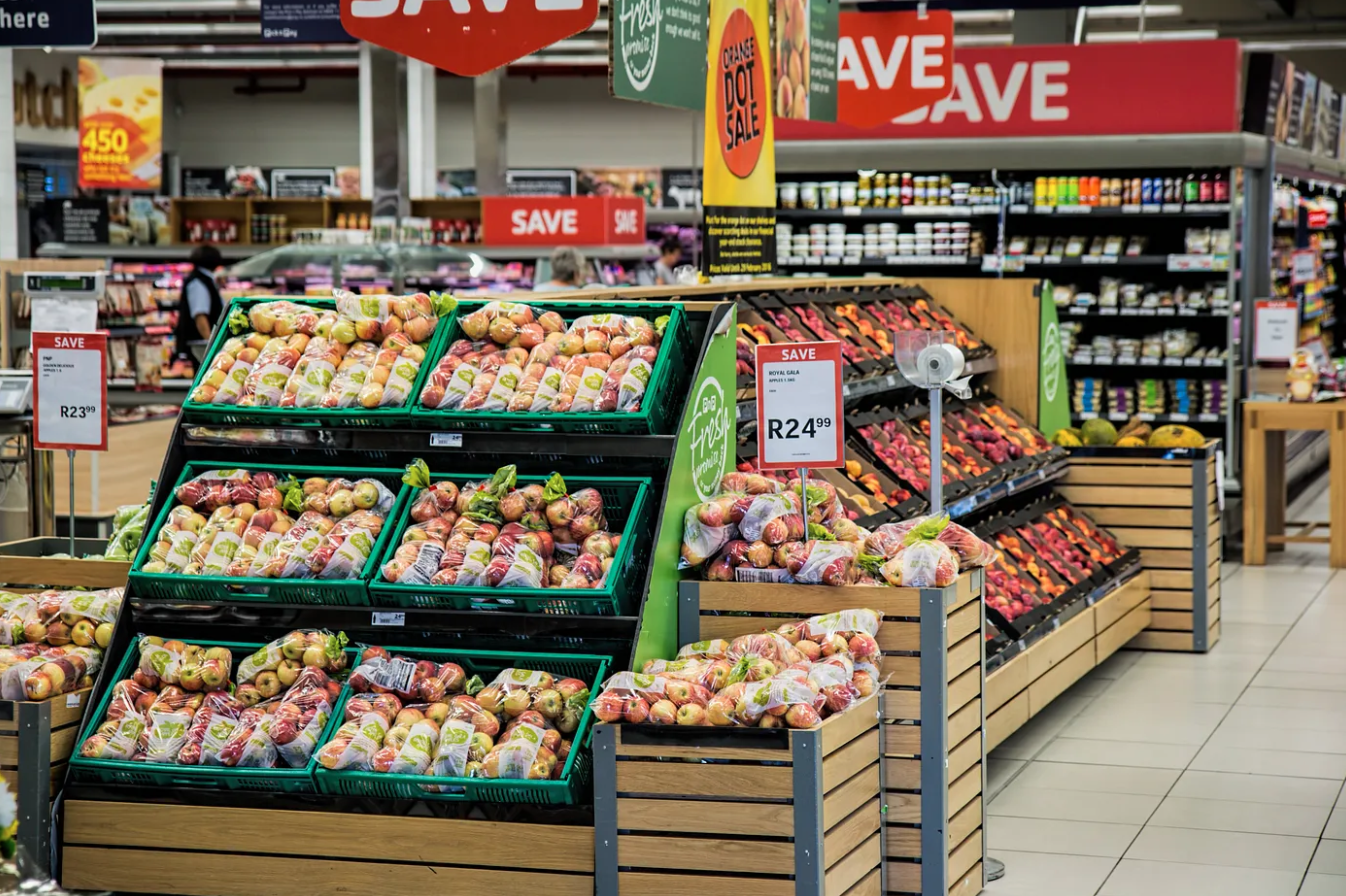 Sourcing Food In Ontario vs International: What Science Says About the Nutritional Differences