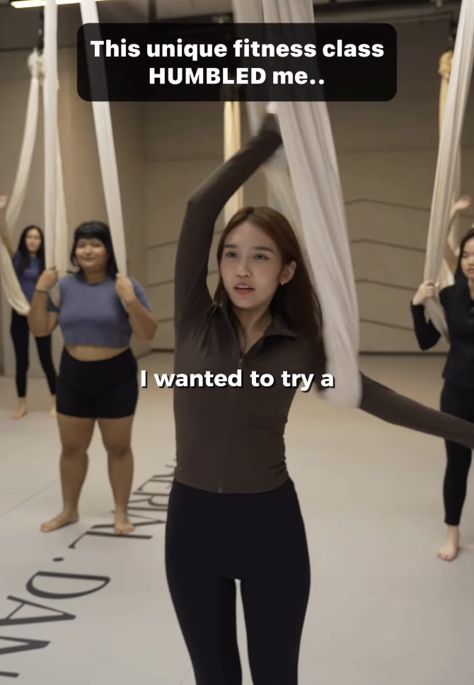 Confirm Good tries Hammock & Pole