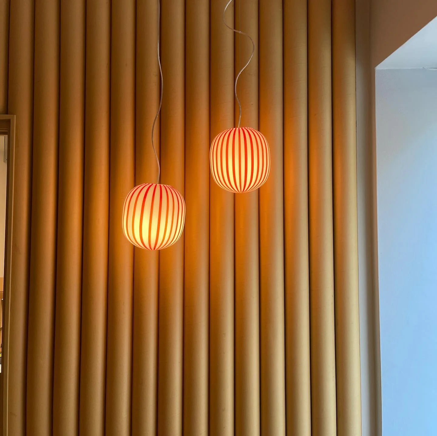 Vi er super glade for resultatet af dette projekt med @jeudan p&aring; @nordic_female_founders nye kontor i Bredgade 🤩 

#light #lys #architecture #design #interiordesign